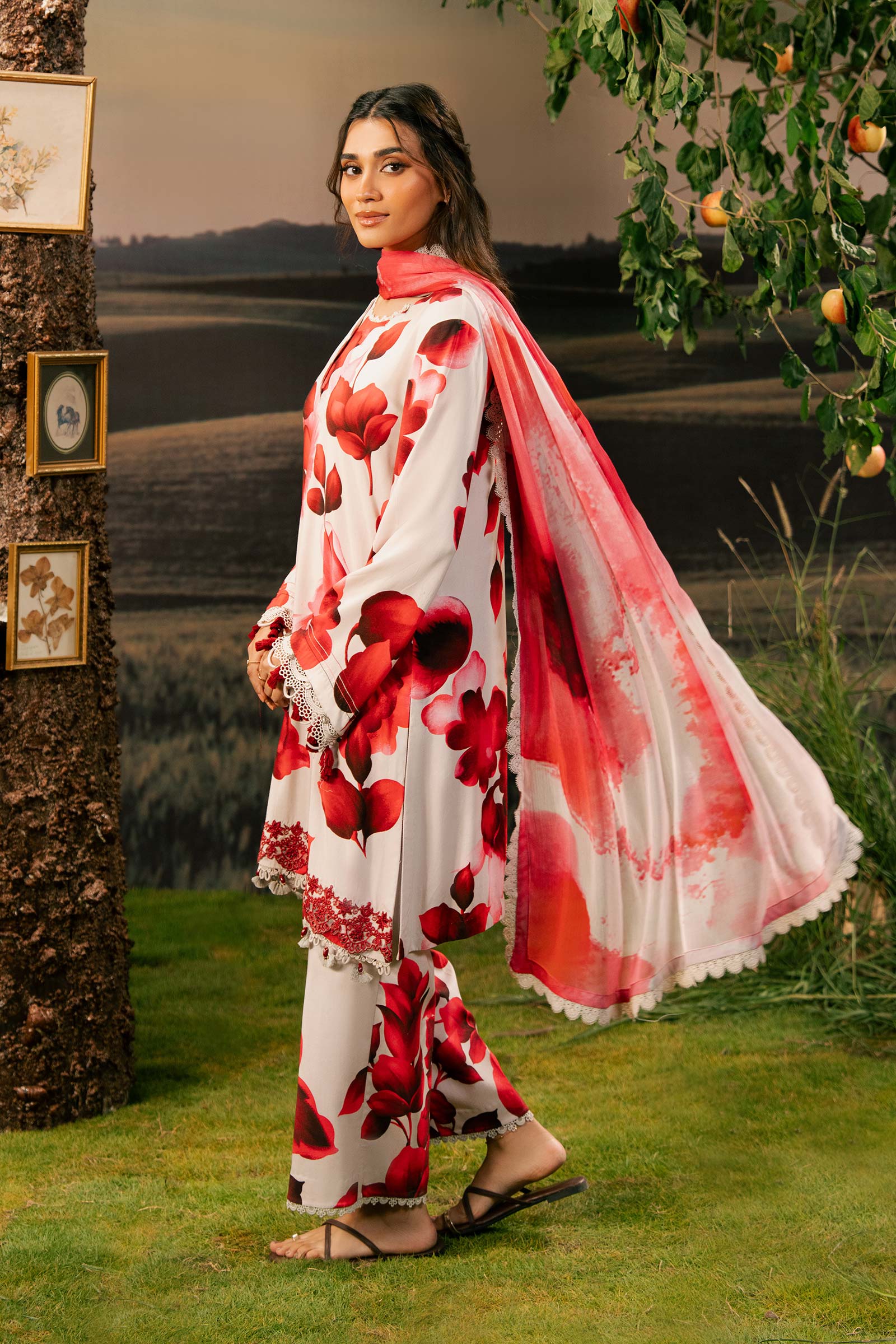 Maria B | Basics Winter 25 | MB-PFUS25-01B - Ladies Clothes - Maria Faisal