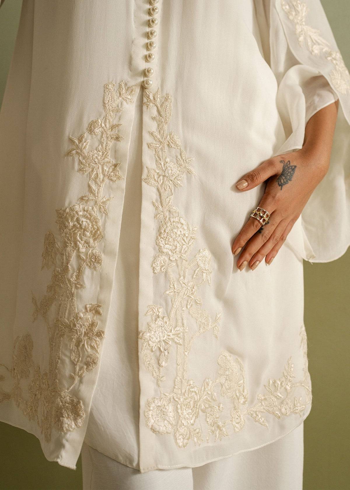 Mahgul | Ayanas Garden | Garden Ivoir by Maria Faisal - Registered Vendor of : Mahgul - type : Ladies Clothes - 100% original wedding dresses