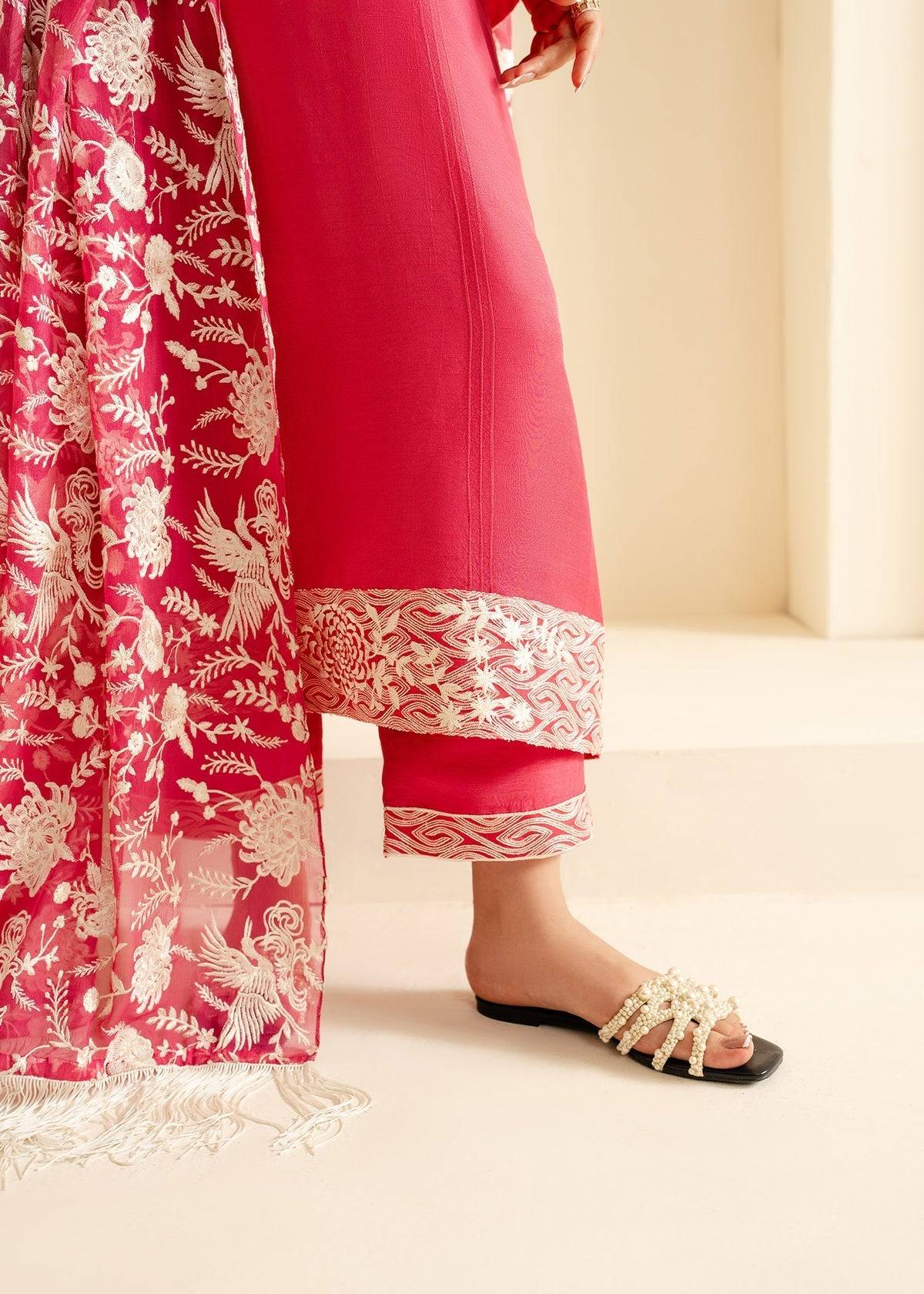 Mahgul | Nooreh Luxe | Coral Dusk by Maria Faisal - Registered Vendor of : Mahgul - type : Ladies Clothes - 100% original wedding dresses