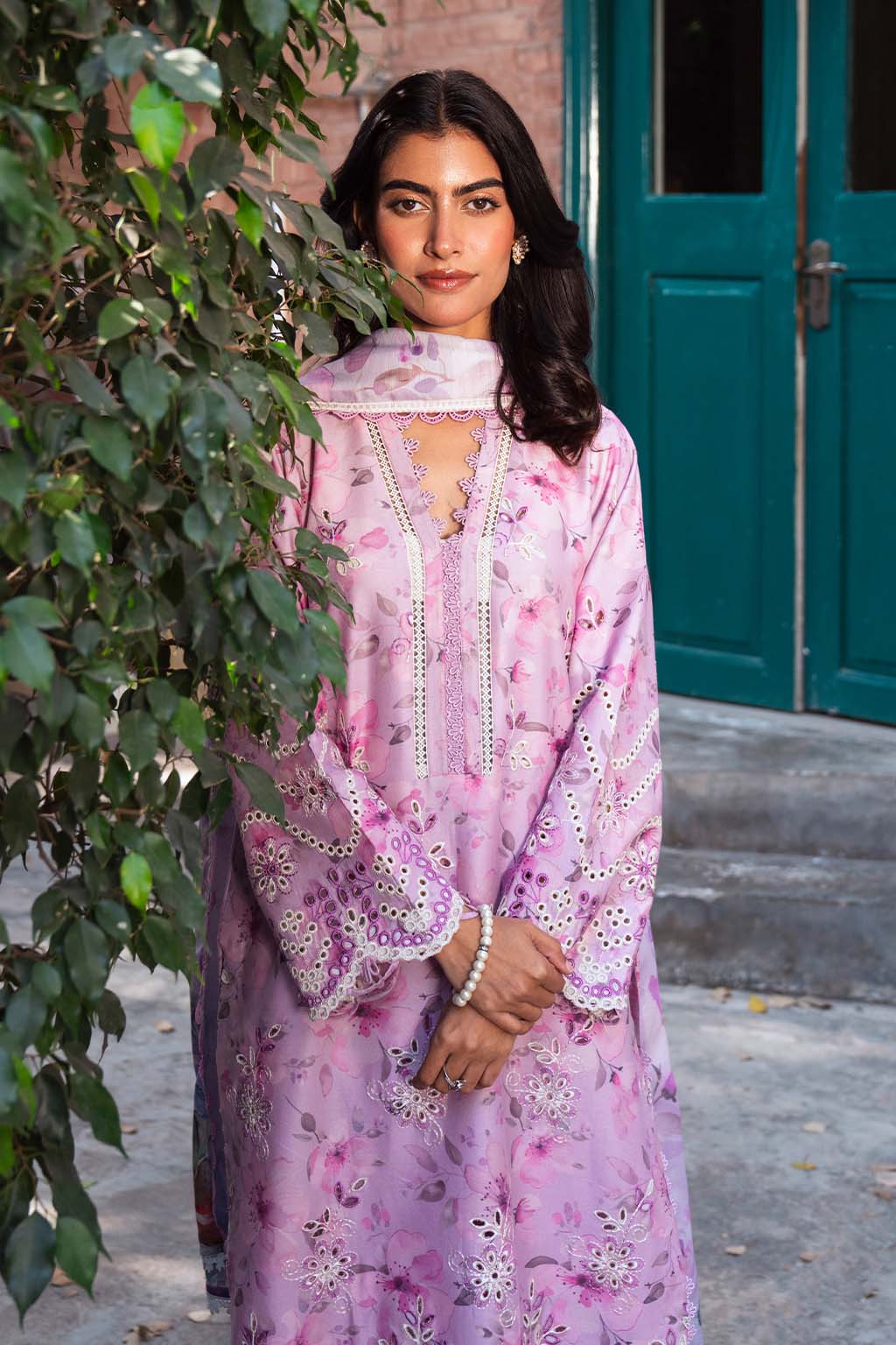 Neeshay | Summer Lines Printkari 25 | WISTERIA by Maria Faisal - Registered Vendor of : Neeshay - type : Ladies Clothes - 100% original wedding dresses