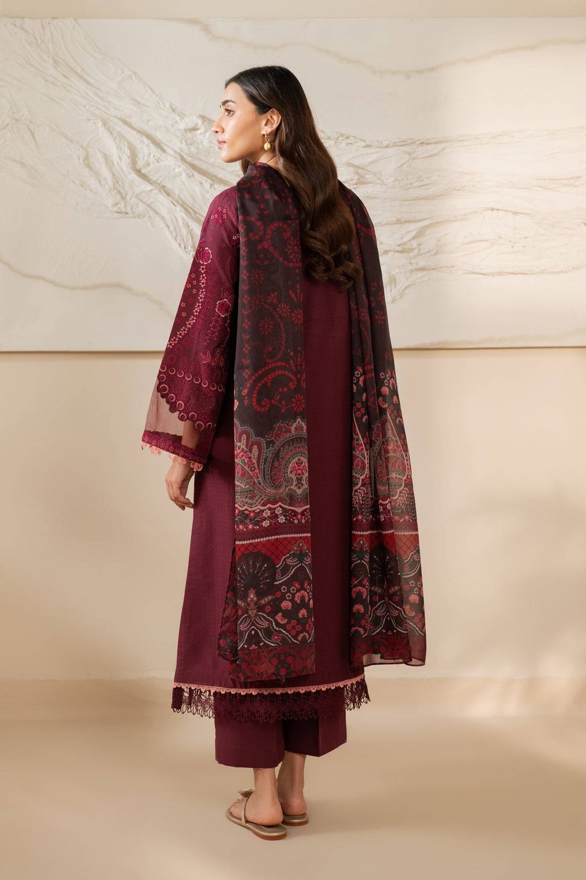 Xenia Formals | Summer Away 25 | CRIMSON by Maria Faisal - Registered Vendor of : Xenia Formals - type : Ladies Clothes - 100% original wedding dresses