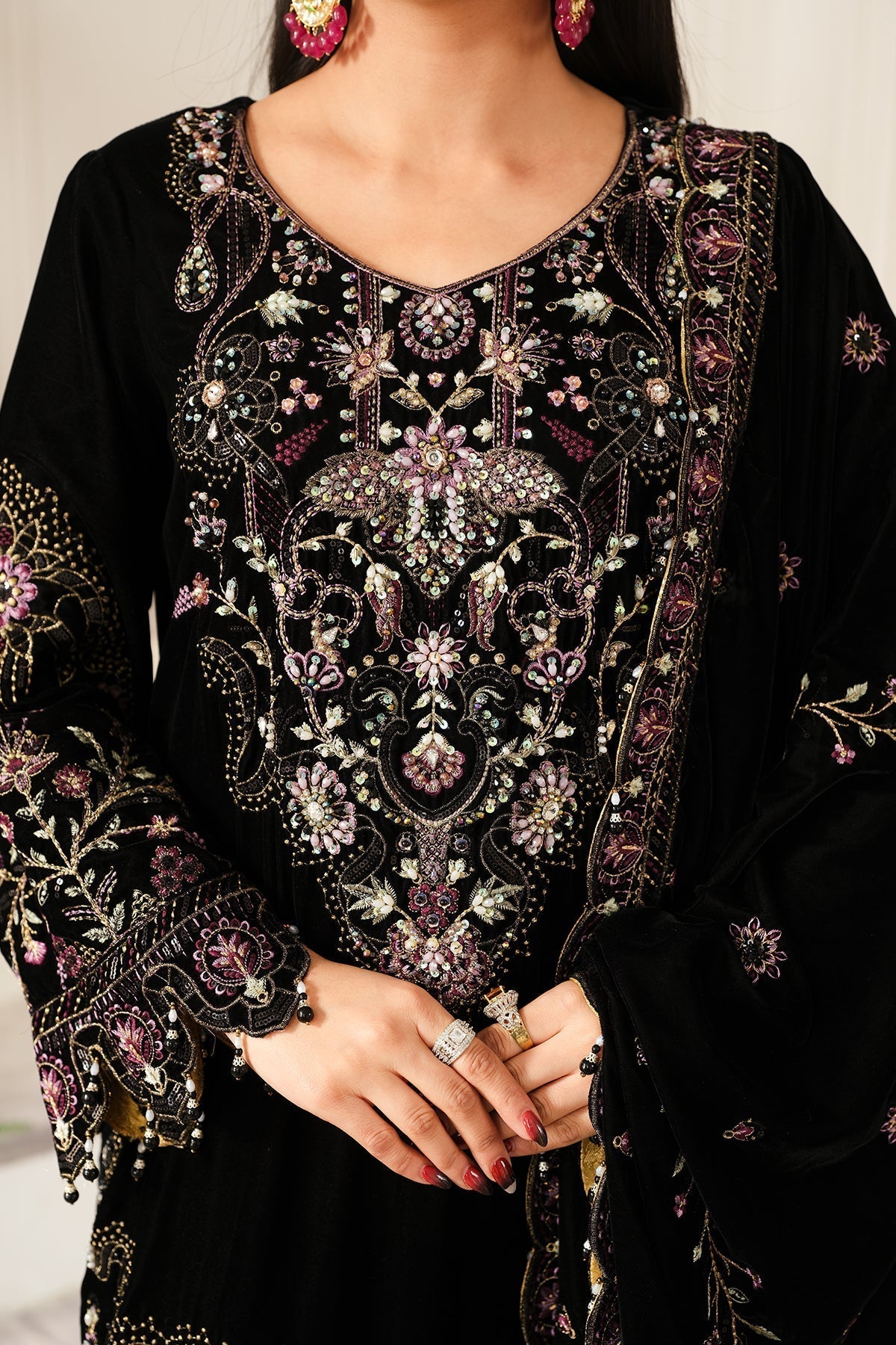 Raeesa Premium | Sheen Luxury Velvet | Noir - Ladies Clothes - Maria Faisal