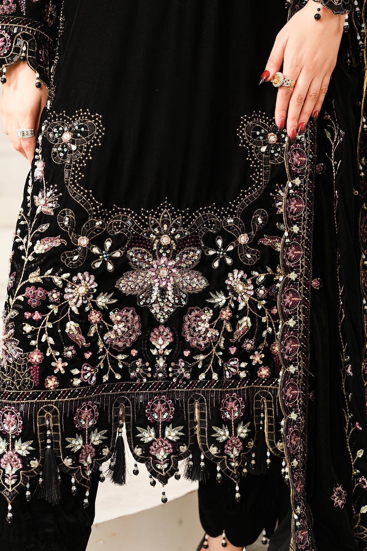 Raeesa Premium | Sheen Luxury Velvet | Noir - Ladies Clothes - Maria Faisal