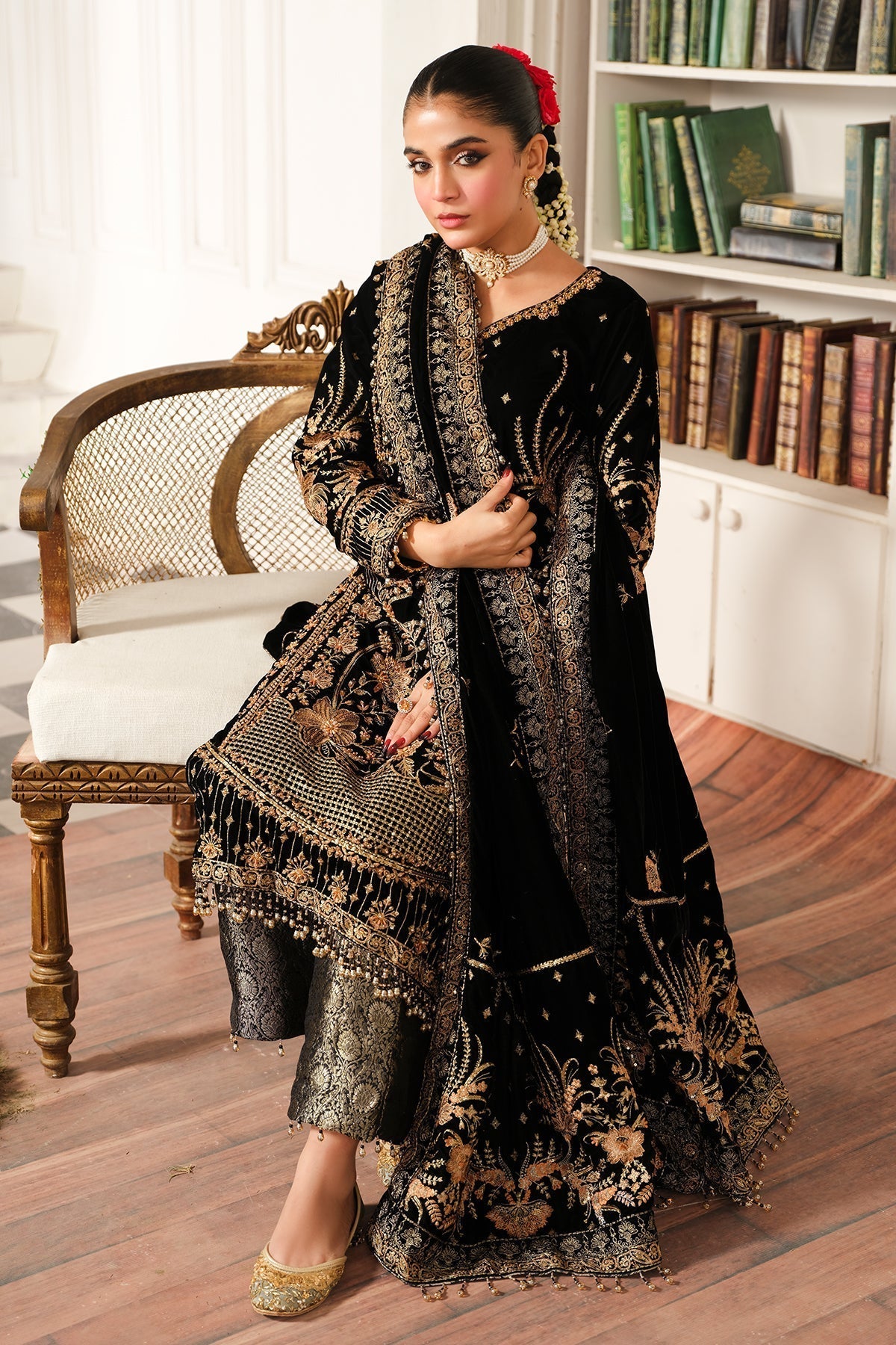 Raeesa Premium | Sheen Luxury Velvet | Naz - Ladies Clothes - Maria Faisal