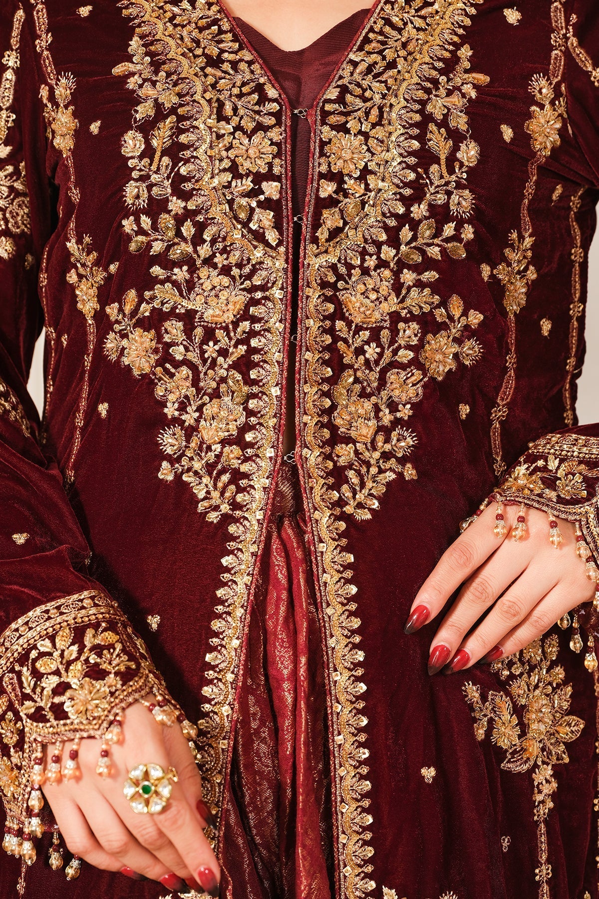 Raeesa Premium | Sheen Luxury Velvet | Sitara - Ladies Clothes - Maria Faisal