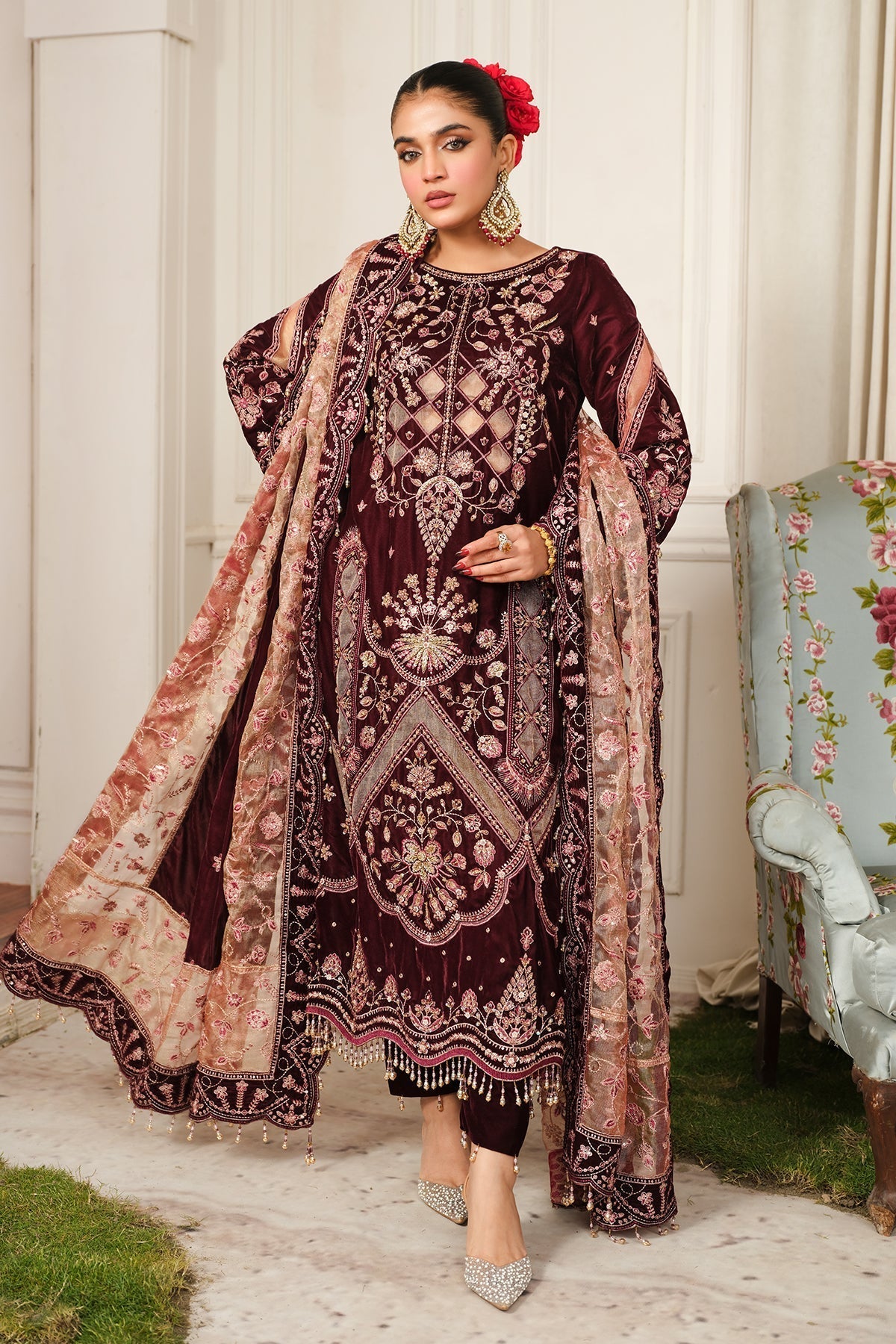 Raeesa Premium | Sheen Luxury Velvet | Poosh - Ladies Clothes - Maria Faisal