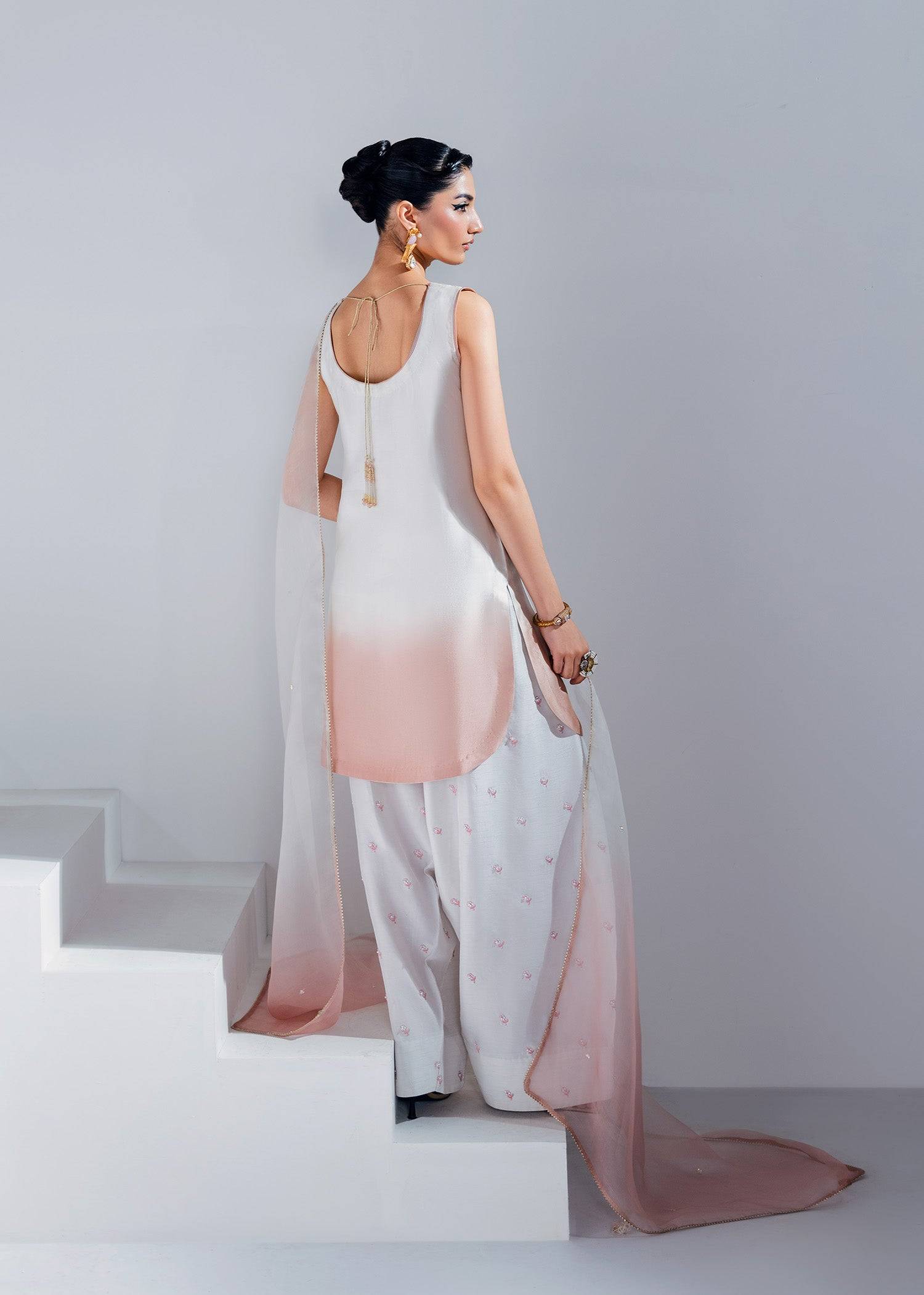 Mahum Asad | The Remix Edit | Flute by Maria Faisal - Registered Vendor of : Mahum Asad - type : Ladies Clothes - 100% original wedding dresses