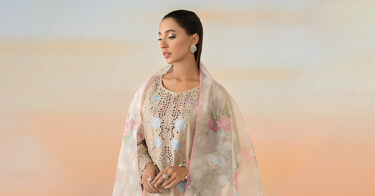 Maira B | Ready to Wear | DW-EF25-05 by Maria Faisal - Registered Vendor of : Maria B - type : Wedding Dress - 100% original wedding dresses