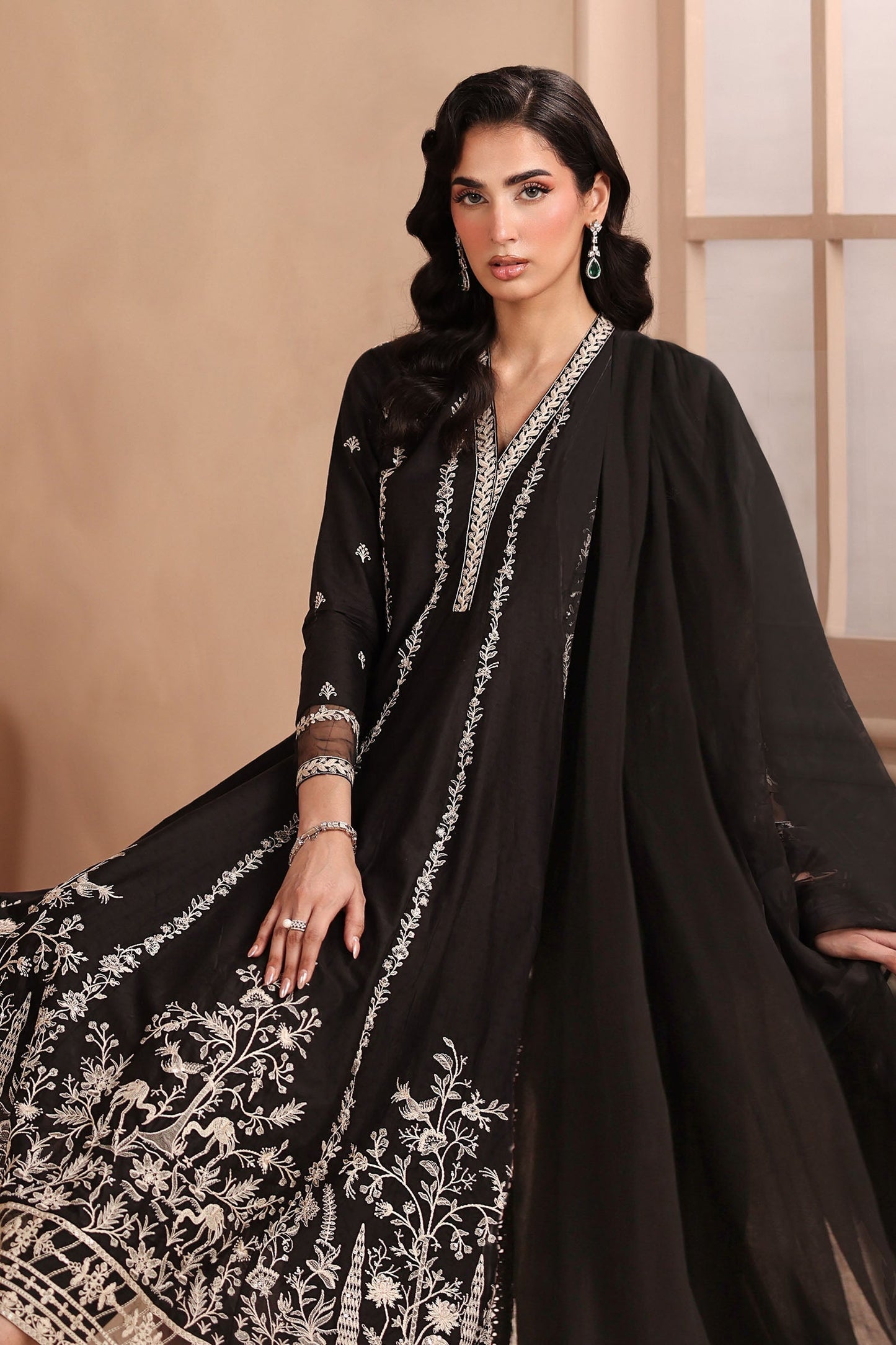 Maria B | Luxury Winter Pret 25 | DW-MN25-09-Black - Ladies Clothes - Maria Faisal