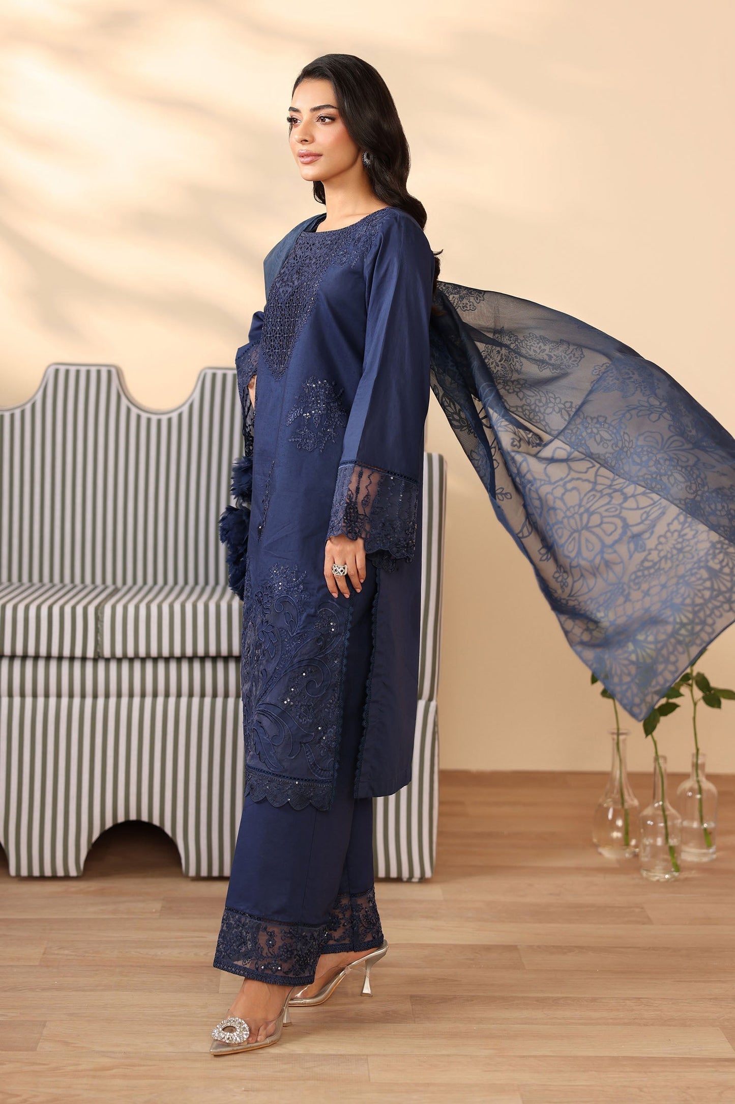 Maria B | Luxury Winter Pret 25 | DW-PF25-07-Blu - Ladies Clothes - Maria Faisal