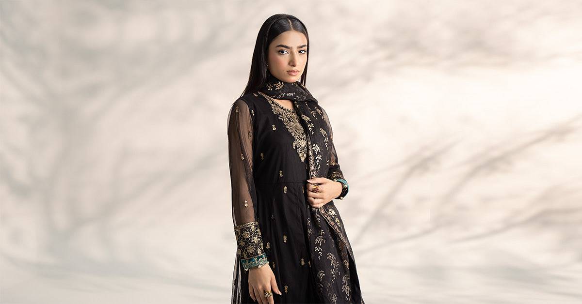 Maira B | Ready to Wear | DW-W24-66 by Maria Faisal - Registered Vendor of : Maria B - type : Wedding Dress - 100% original wedding dresses
