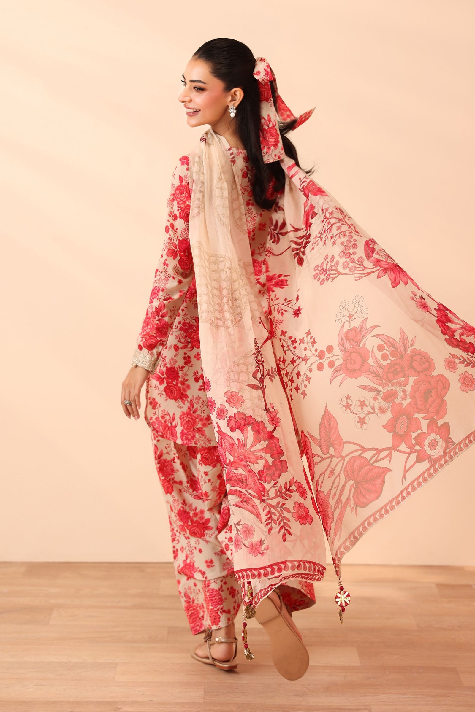 Maria B | Pre Fall Dresses | 3 Piece Embroidered Lawn Suit Pink - Ladies Clothes - Maria Faisal