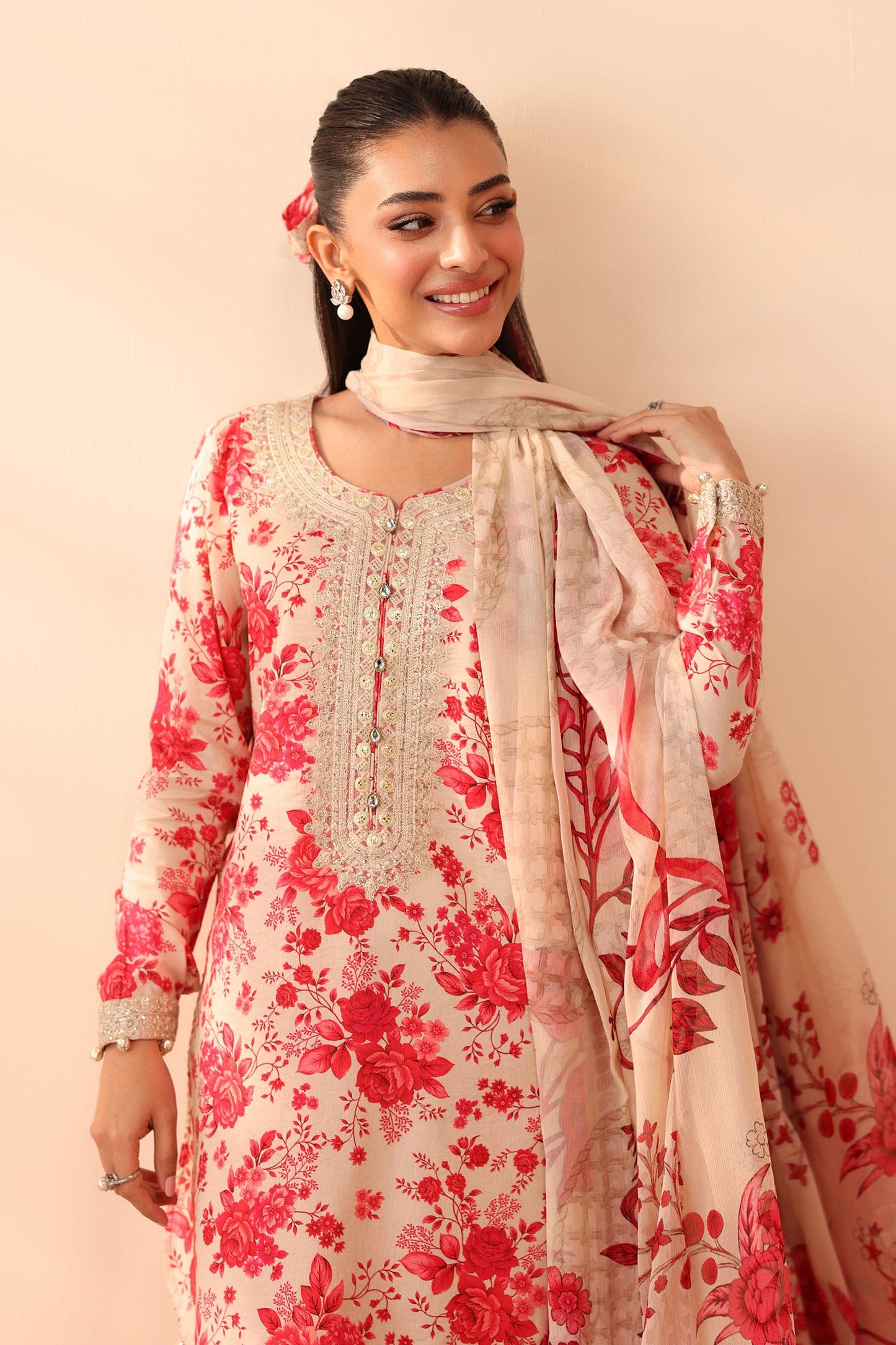 Maria B | Pre Fall Dresses | 3 Piece Embroidered Lawn Suit Pink - Ladies Clothes - Maria Faisal