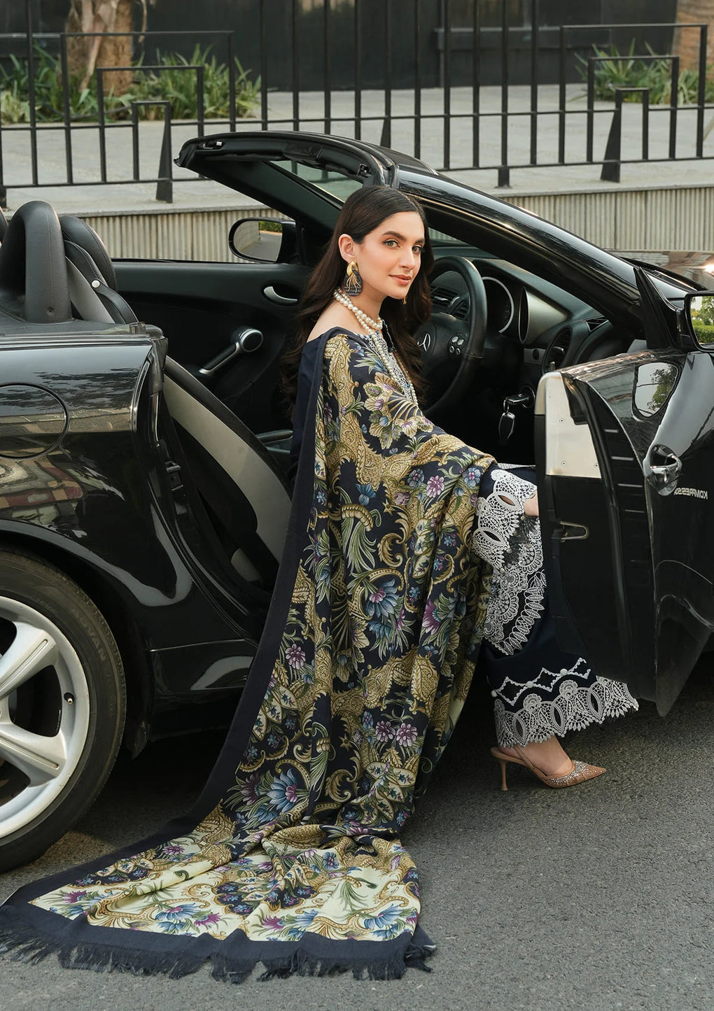 Elaf Premium | Winter Pashmina Shawl Collection | EPW-3B Dreamy Embrace - Designer Dress with Intricate embroidery and embellishments. Shop elegent wedding dress at Maria Faisal.