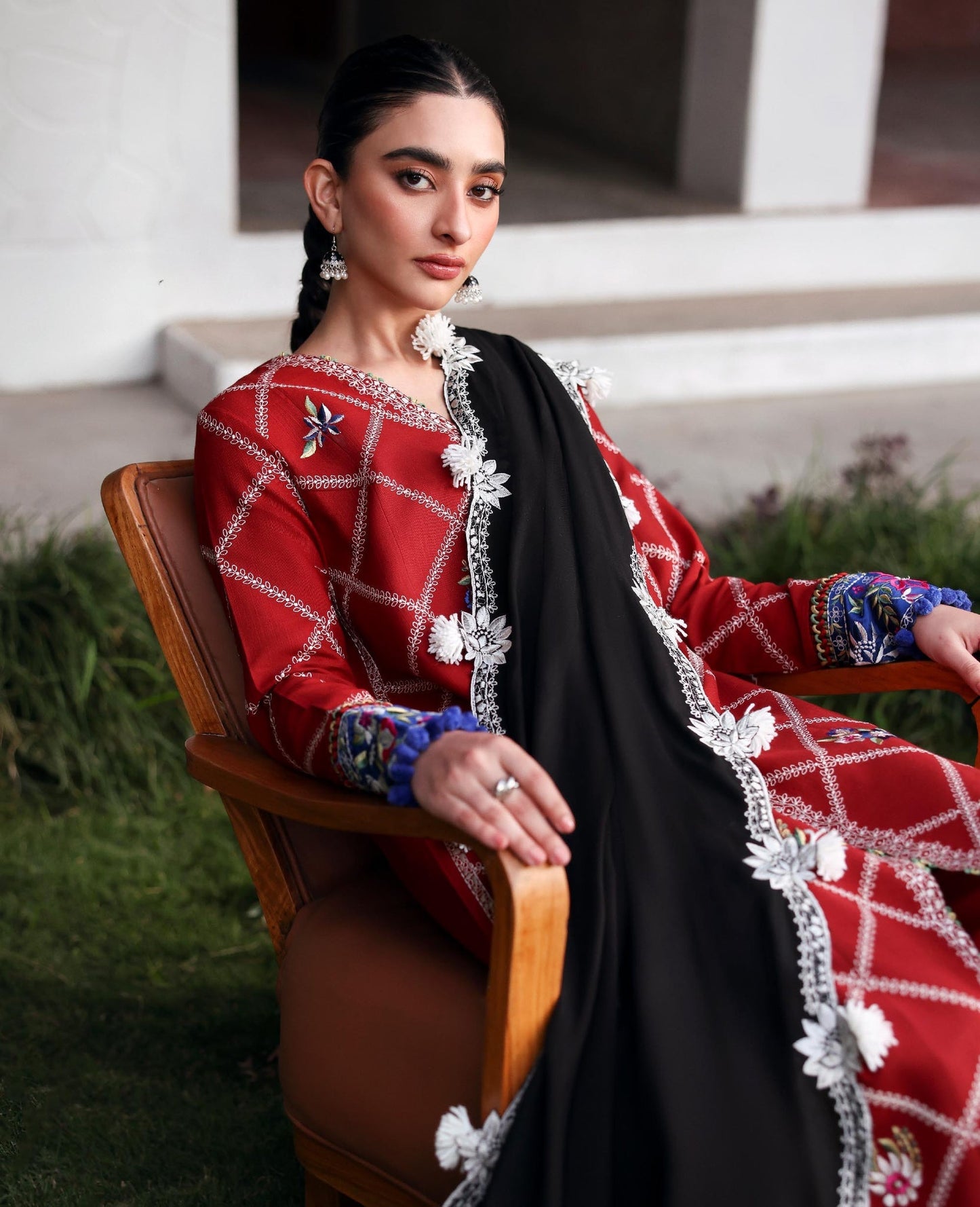 Elara – authentic Pakistani dress from the Amaris Luxury Shawl 25 collection for women in the UK