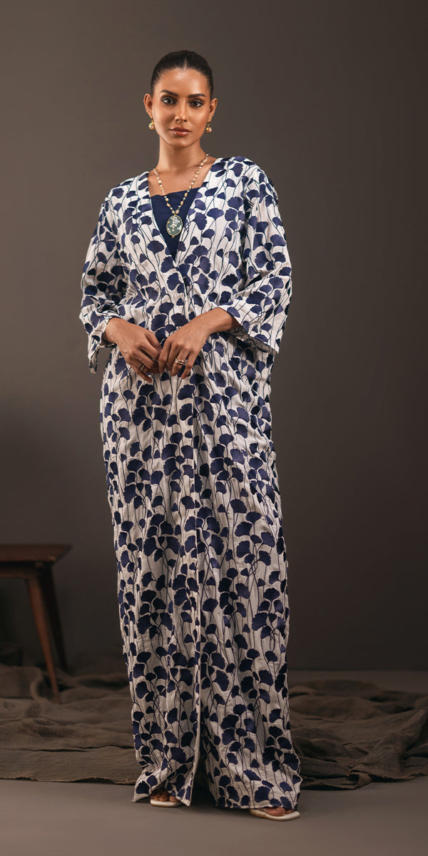 Erum Khan | Beyond Chic | Empress Elegance - Designer Dress with Intricate embroidery and embellishments. Shop elegent wedding dress at Maria Faisal.