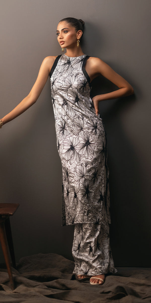 Erum Khan | Beyond Chic | Crown Jewel - Designer Dress with Intricate embroidery and embellishments. Shop elegent wedding dress at Maria Faisal.