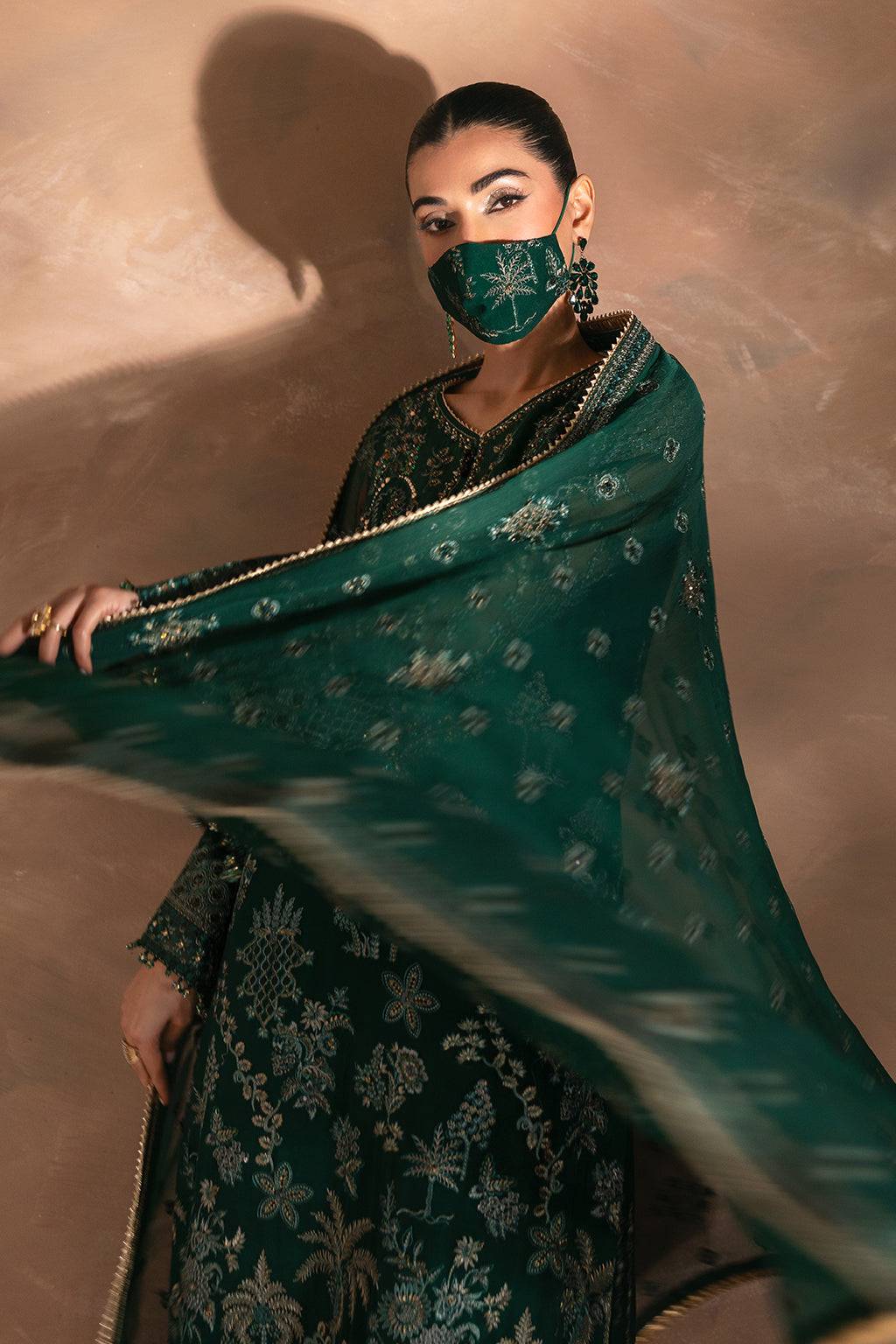 Flossie | Laconic Formals | FE - 901 A by Maria Faisal - Registered Vendor of : Flossie - type : Ladies Clothes - 100% original wedding dresses