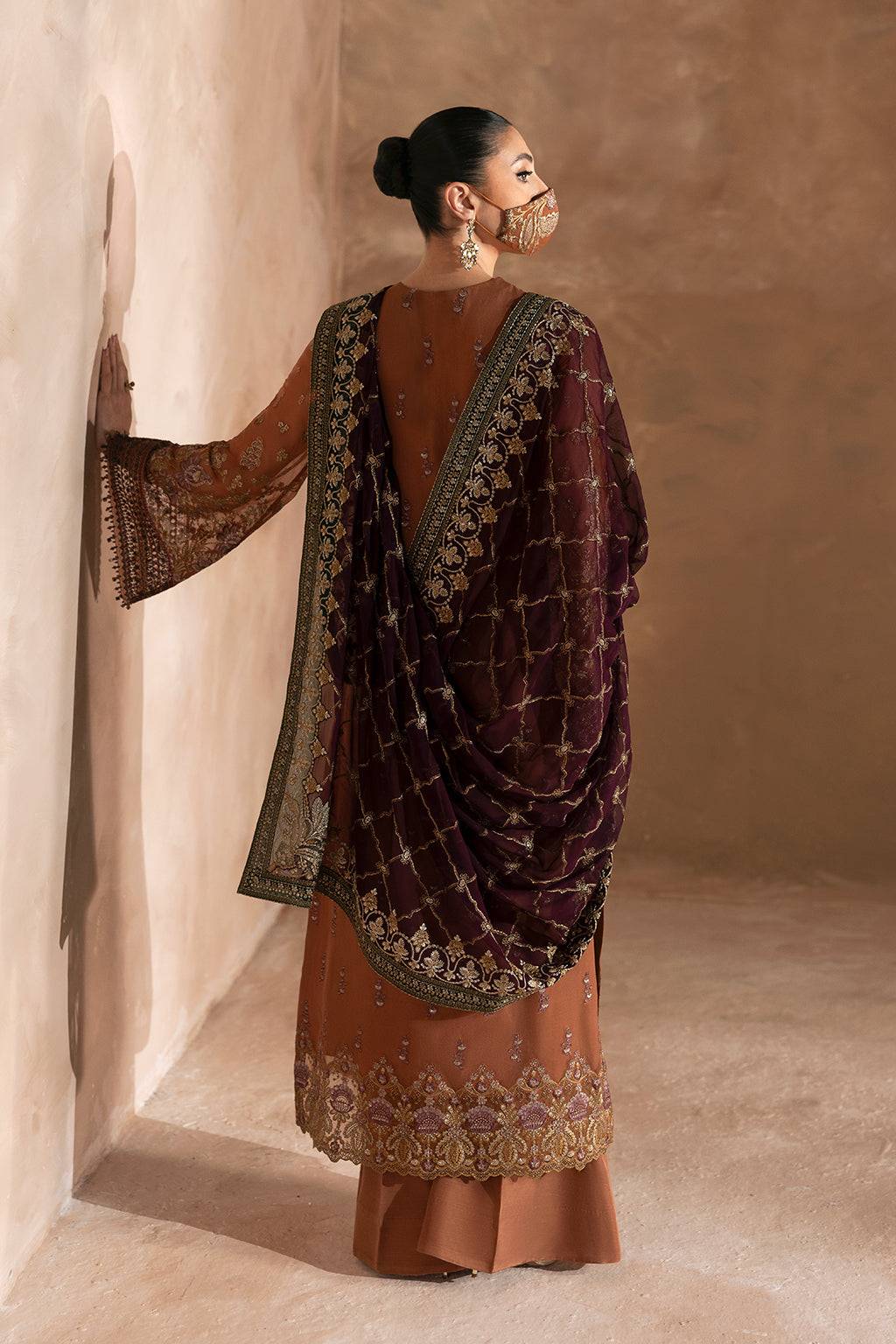 Flossie | Laconic Formals | FE - 904 by Maria Faisal - Registered Vendor of : Flossie - type : Ladies Clothes - 100% original wedding dresses