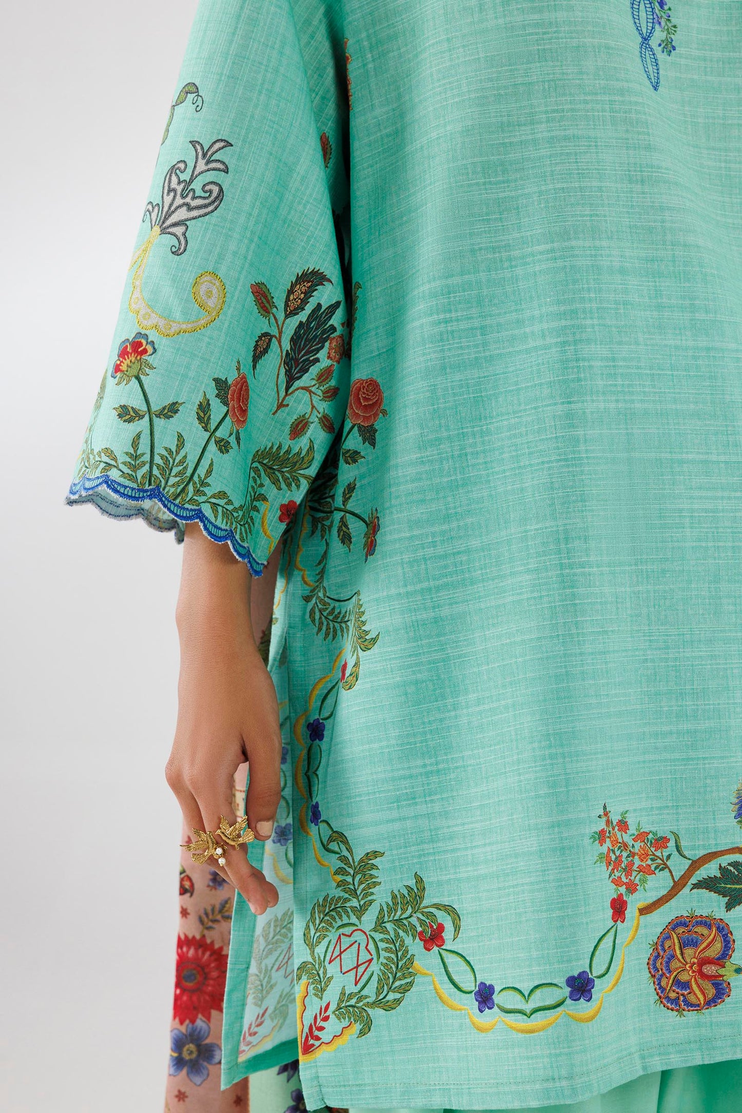 Sana Safinaz | Luxury Pret | Muzlin Khaddar Suit FW25MUZ004BP3 - Dress - available at Maria Faisal in UK and USA.