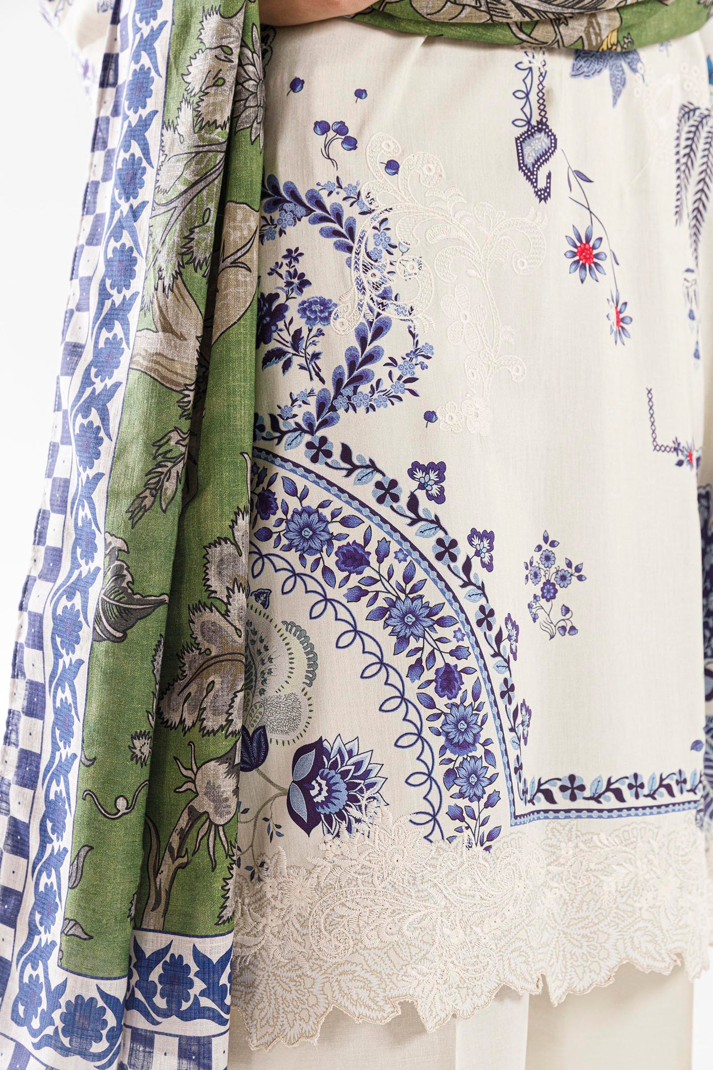 Sana Safinaz | Luxury Pret | Muzlin Linen Suit FW25MUZ020BP3 - Dress - available at Maria Faisal in UK and USA.