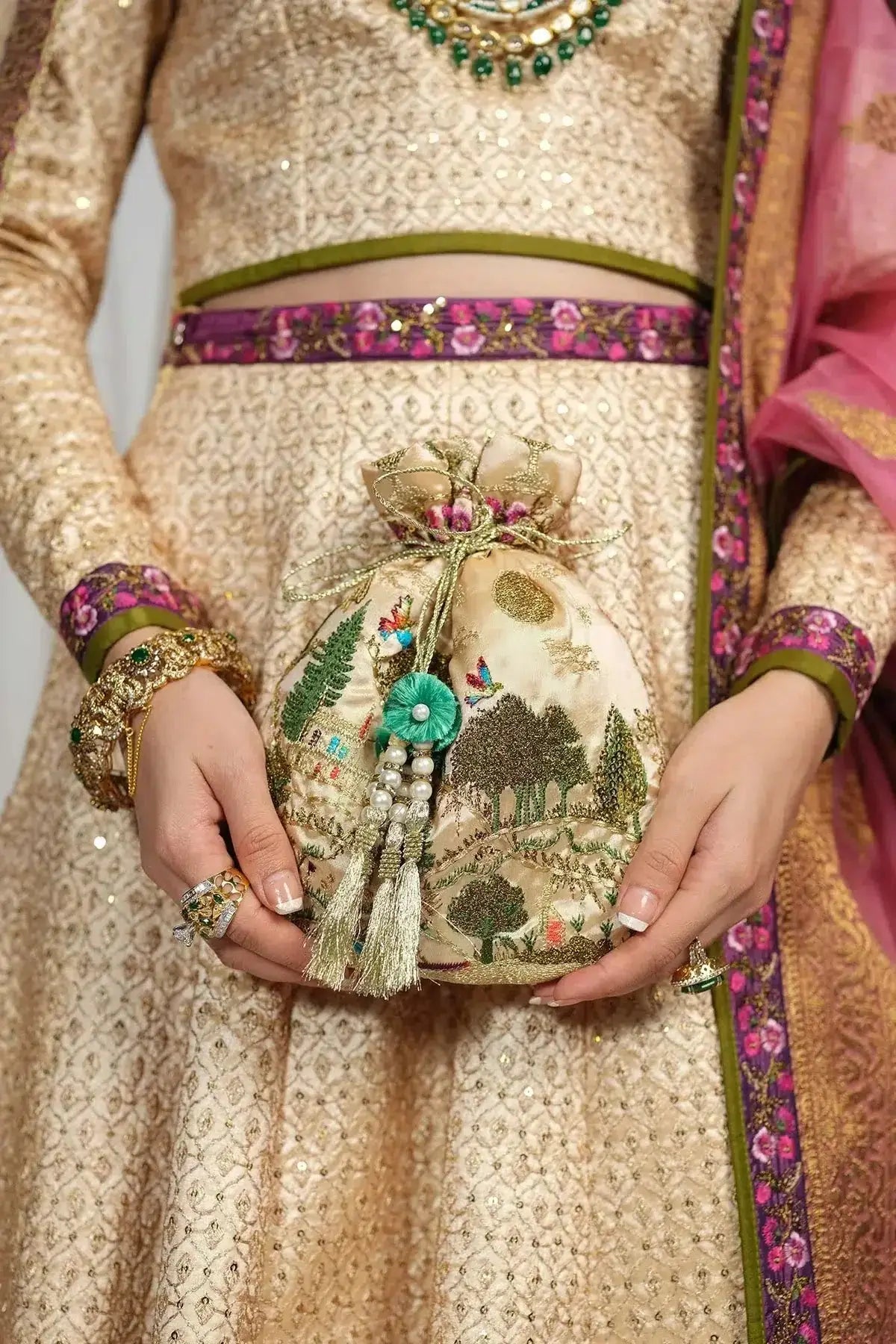 Fahad Hussayn | National Sport Casbah | Gharoli by Maria Faisal - Registered Vendor of : Fahad Hussayn - type : Wedding Dress - 100% original wedding dresses