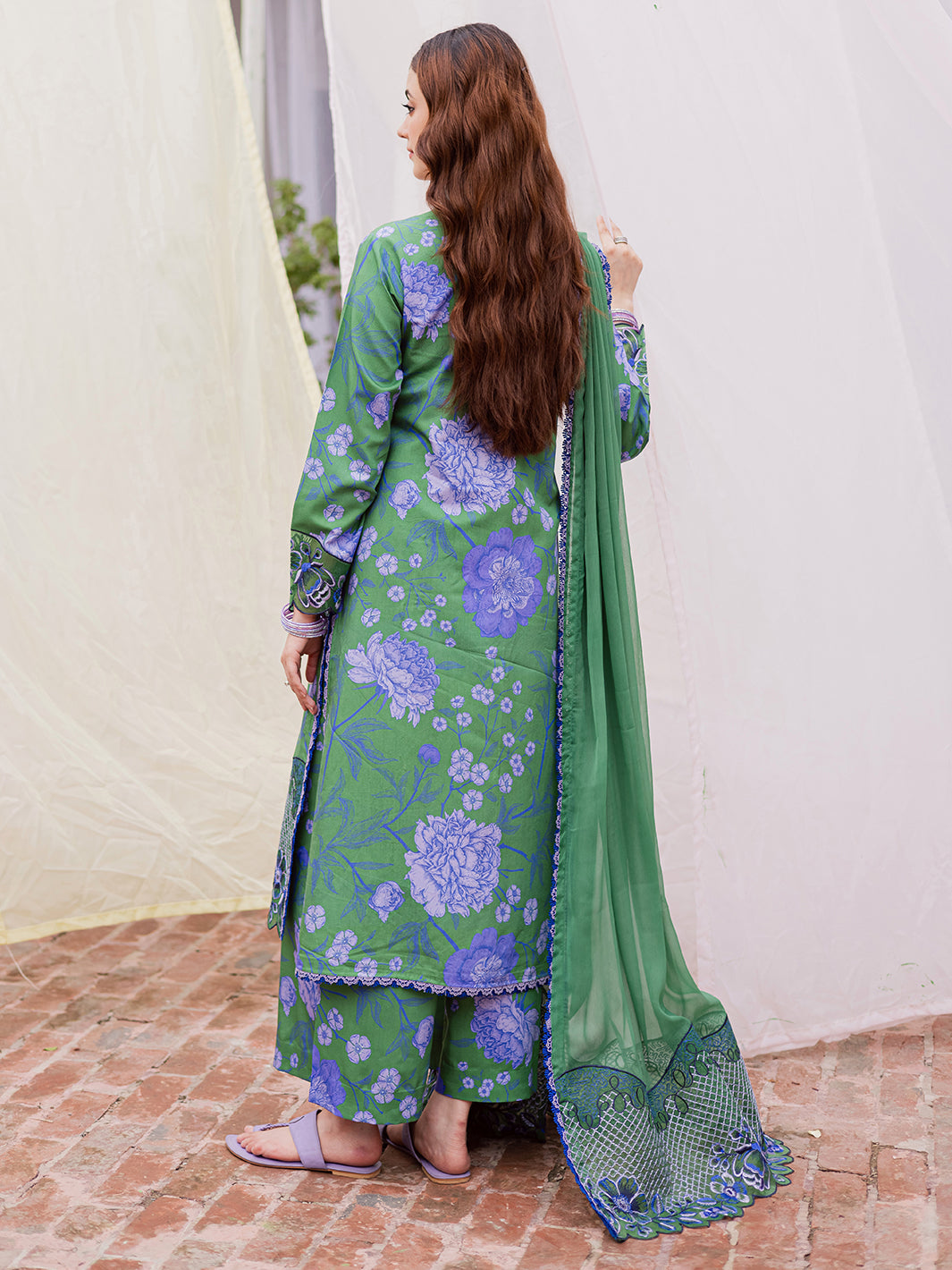 Mahnur | Gulzar Winter 25 | G - 06 - Ladies Clothes - Maria Faisal