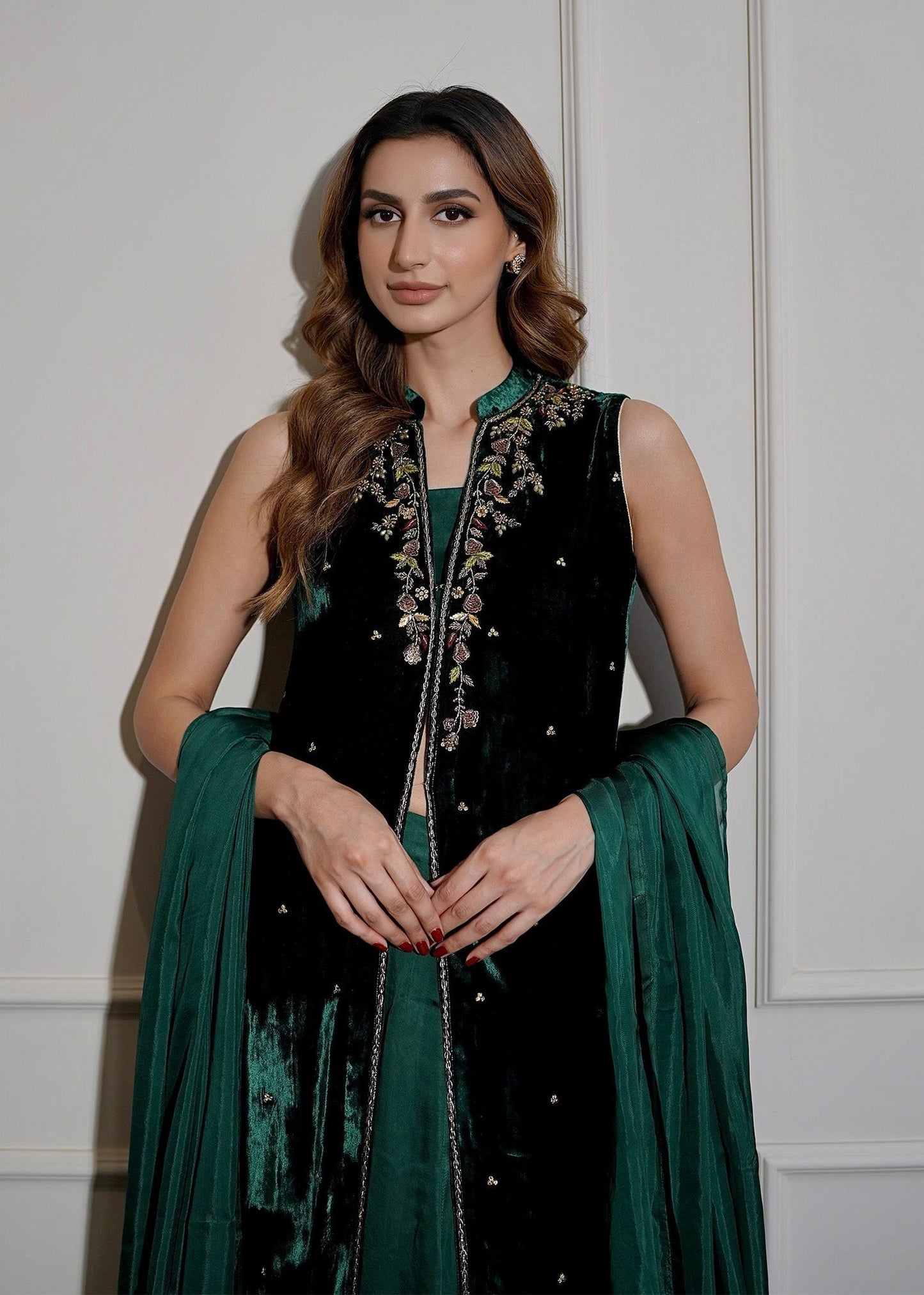 Mahum Asad | Voila Velvets | Emerald - Ladies Clothes - Maria Faisal