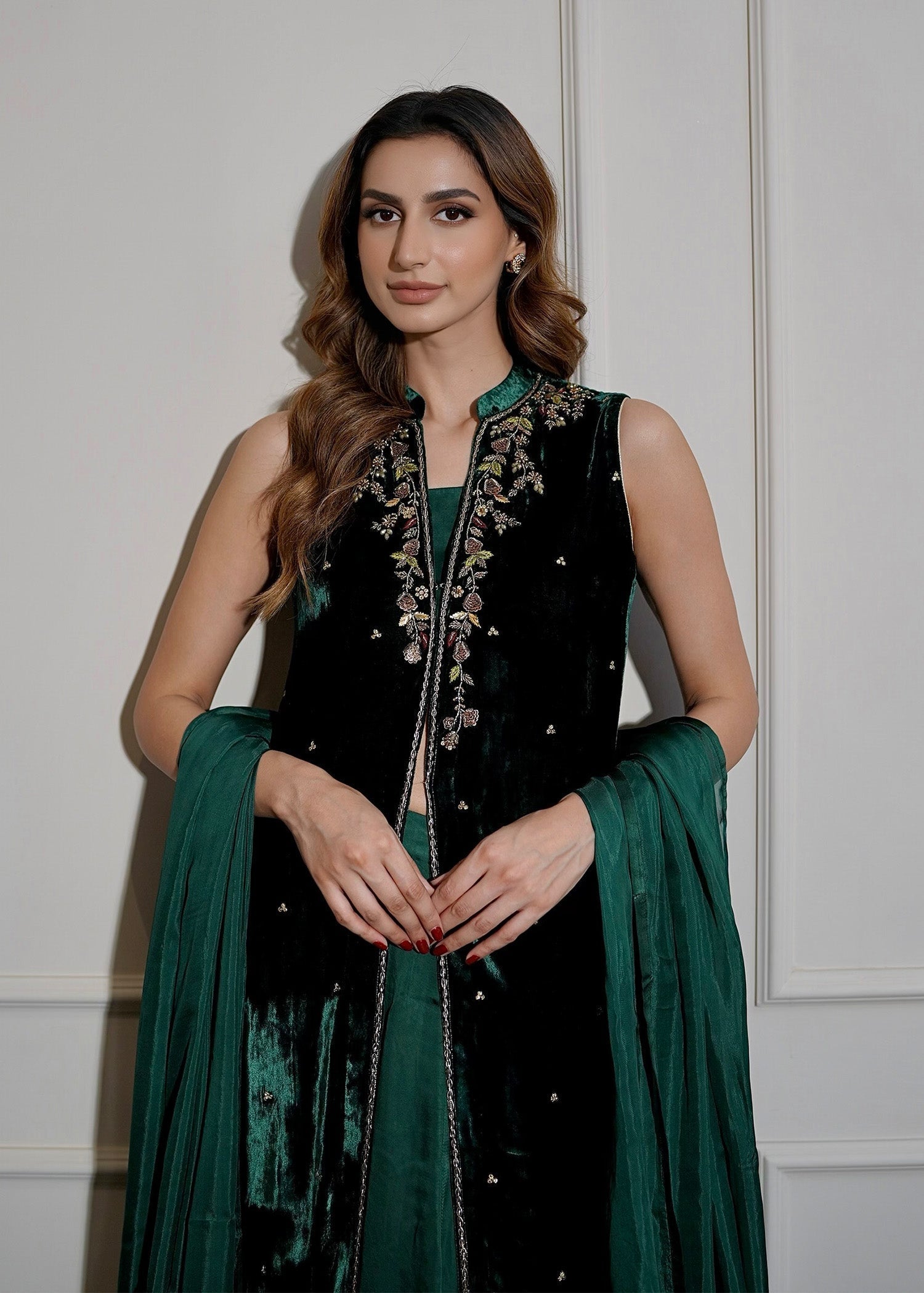 Mahum Asad | Voila Velvets | Emerald - Ladies Clothes - Maria Faisal