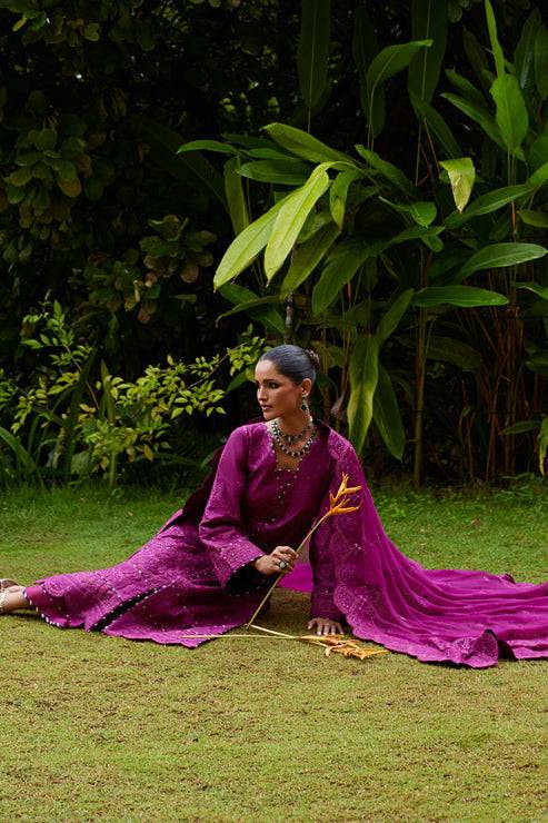 Gulaal | Luxury Lawn 25 | Hazel by Maria Faisal - Registered Vendor of : Gulaal - type : Ladies Clothes - 100% original wedding dresses