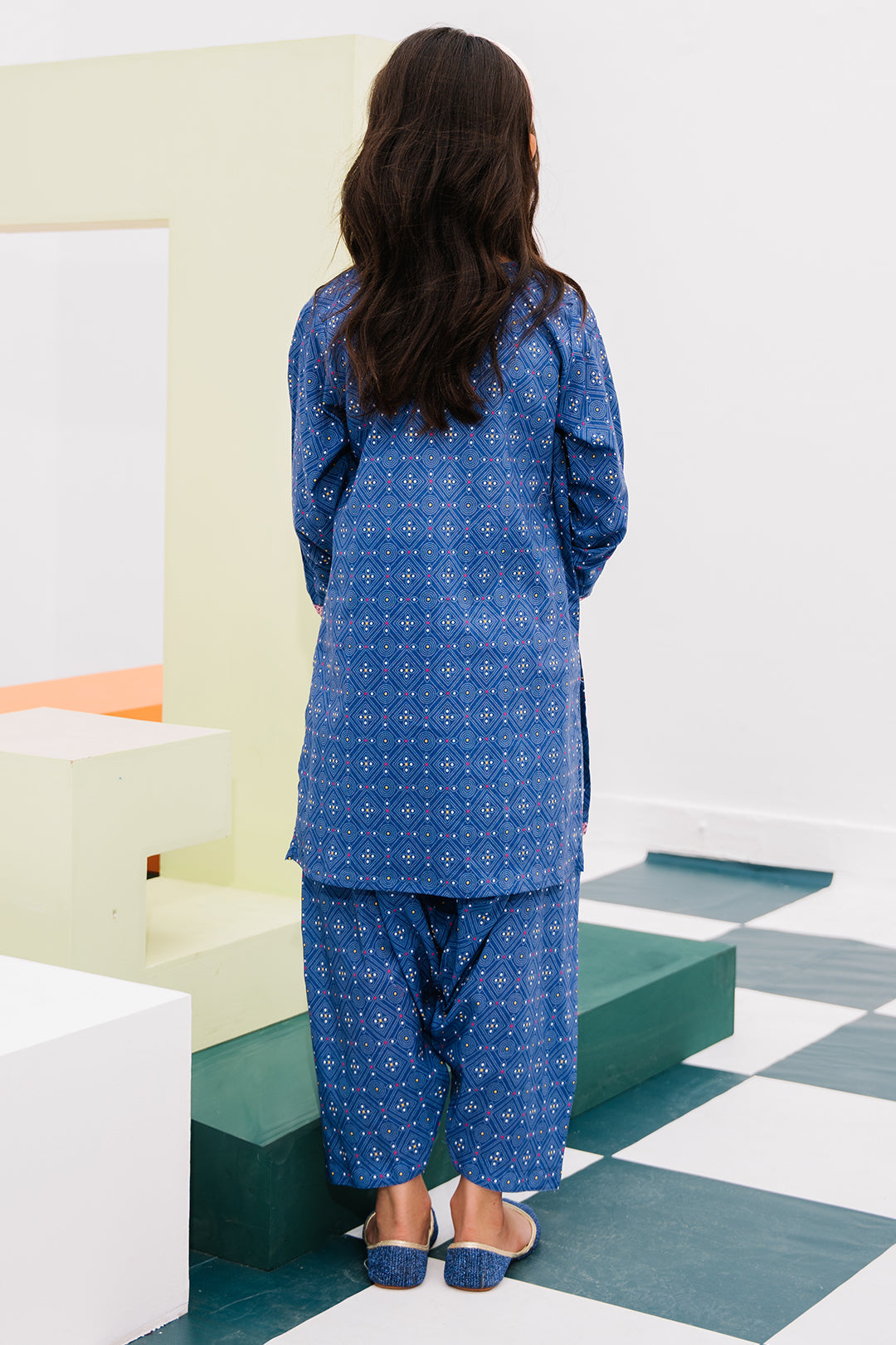 Zellbury Girls | 2 Piece Lawn | Embroidered Kurta Trouser - 2434 by Maria Faisal - Registered Vendor of : Zellbury Girls - type : Kids Clothes - 100% original wedding dresses