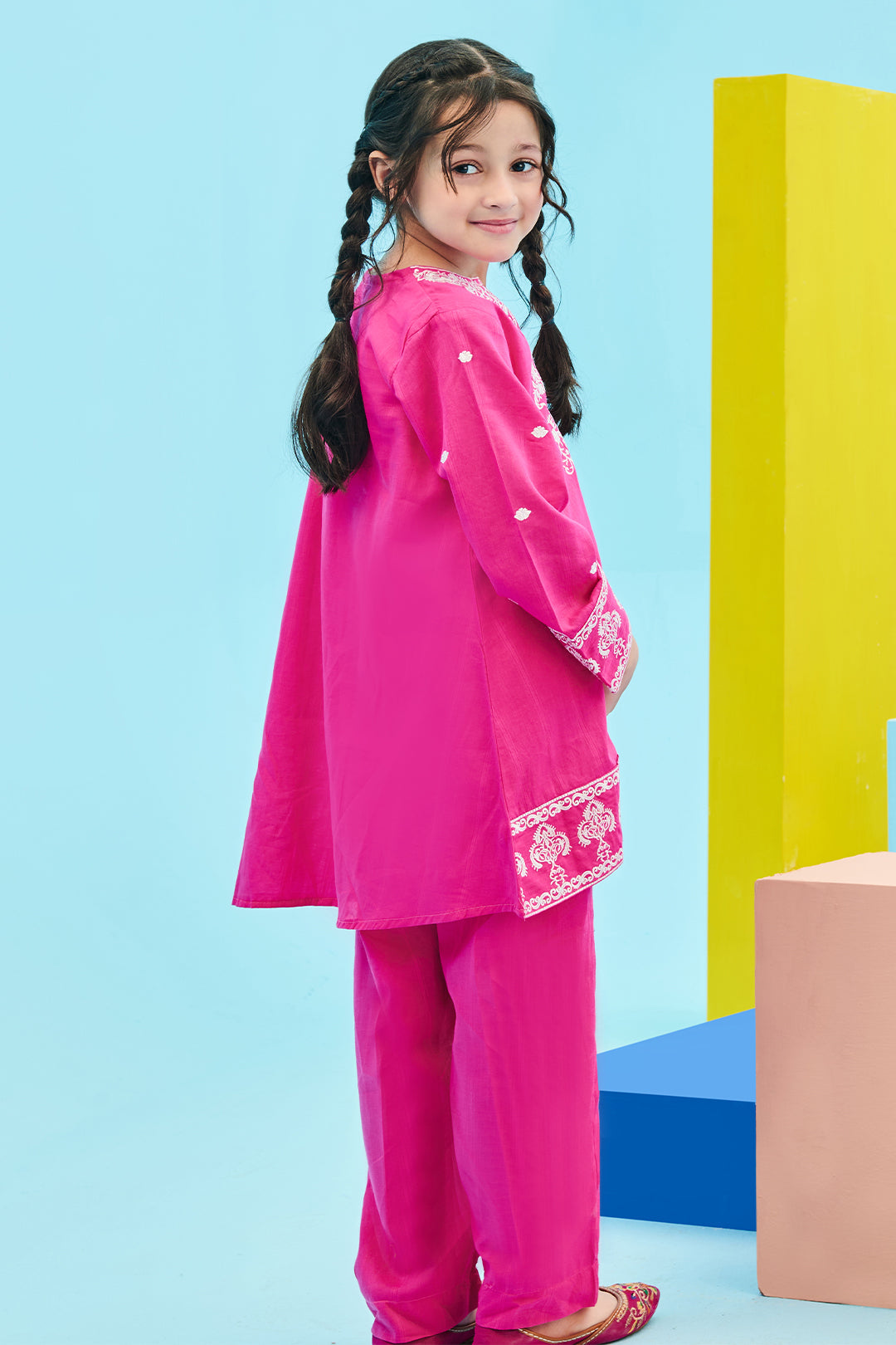 Zellbury Girls | 2 Piece Lawn | Embroidered Kurta Trouser - 2464 by Maria Faisal - Registered Vendor of : Zellbury Girls - type : Kids Clothes - 100% original wedding dresses