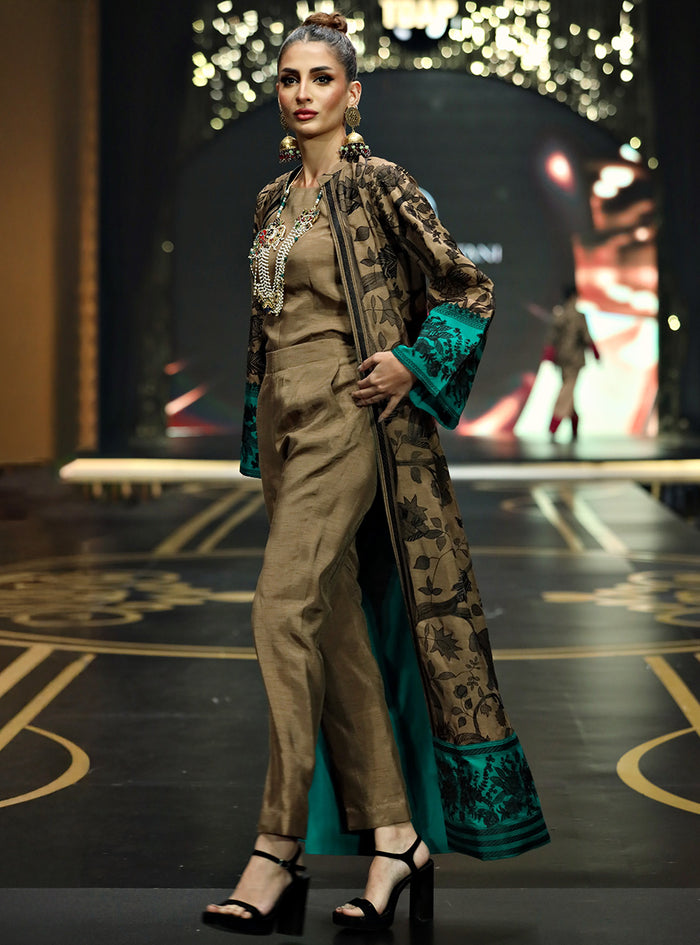 Zainab Chottani | The Kaftan Edit | Zeen - Formal Dress - available at Maria Faisal in UK and USA.