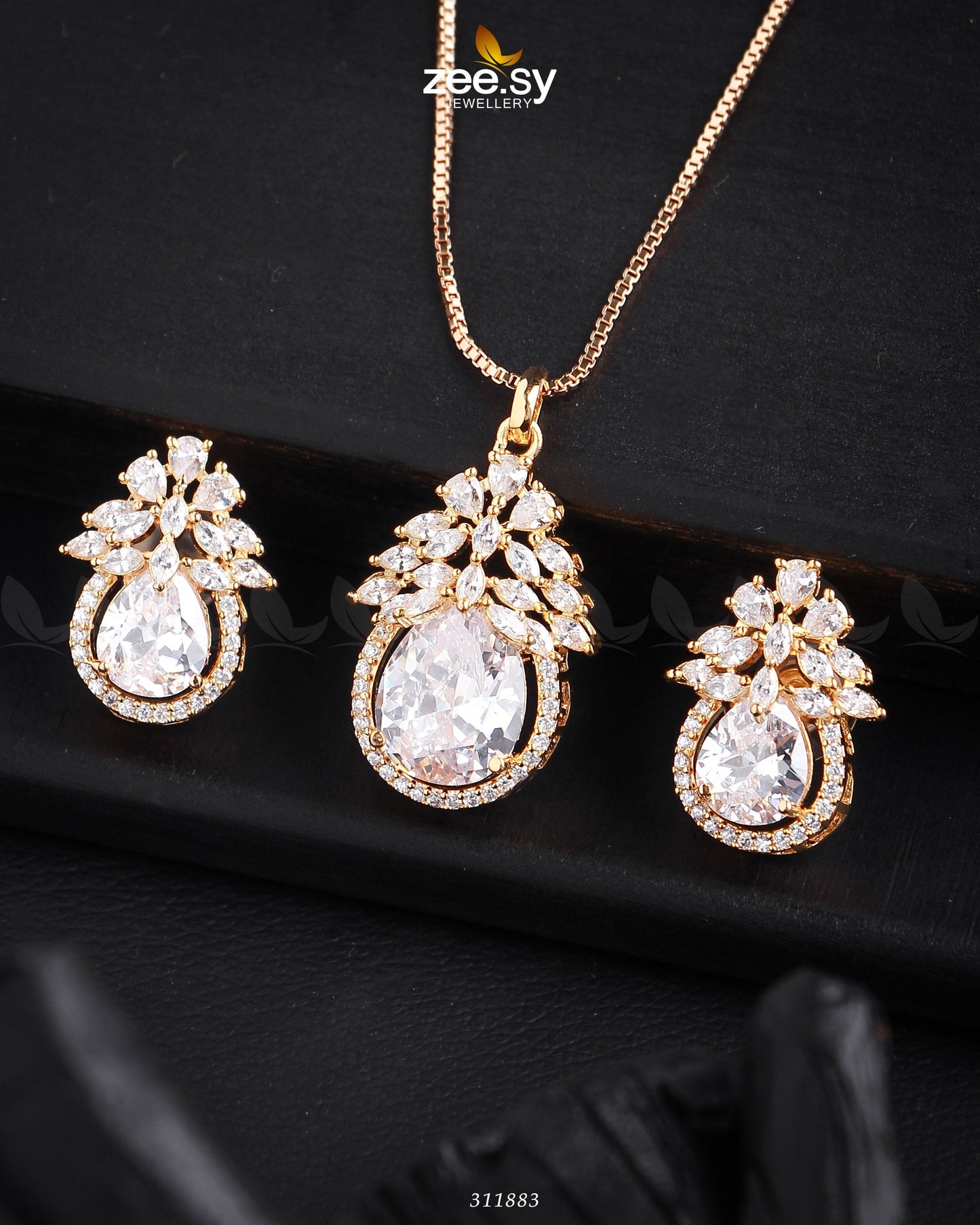 Zara's Pendant Set - Pendants