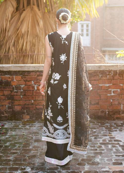 Ali Xeeshan | Chanda Luxury Pret | Domino by Maria Faisal - Registered Vendor of : Ali Xeeshan - type : Ladies Clothes - 100% original wedding dresses