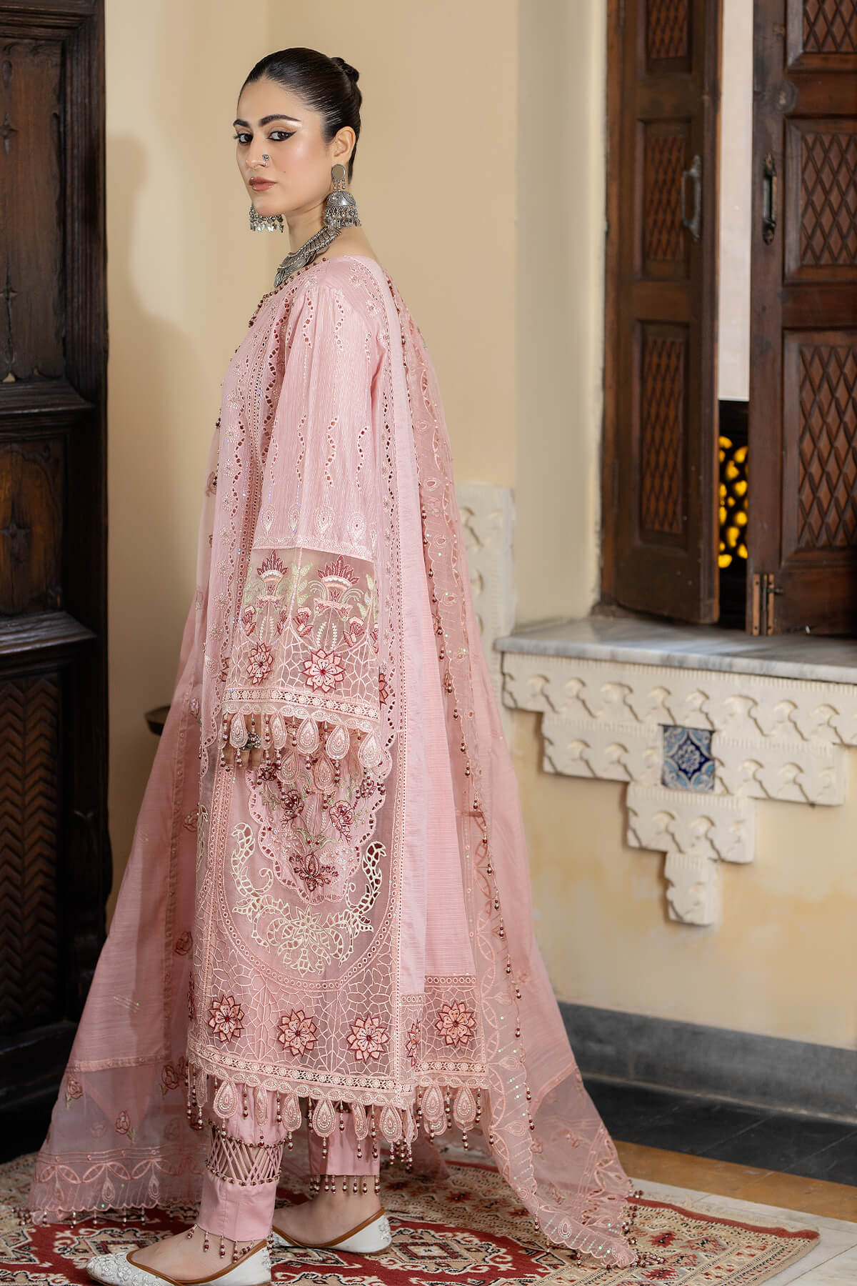 Raeesa Premium | Kimora Lawn Collection | Kimora | HL-17 Irsa - Ladies Clothes - Maria Faisal
