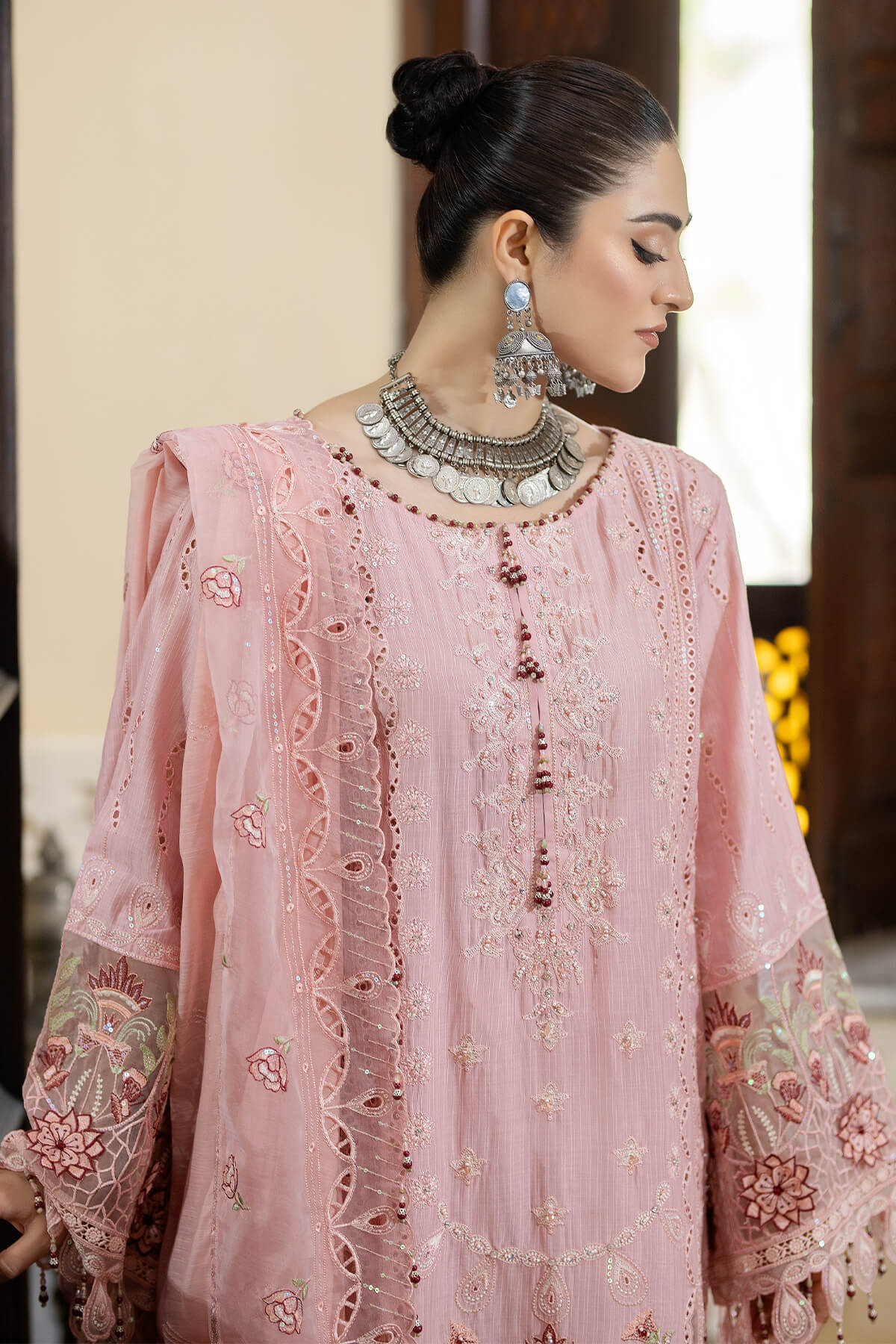 Raeesa Premium | Kimora Lawn Collection | Kimora | HL-17 Irsa - Ladies Clothes - Maria Faisal