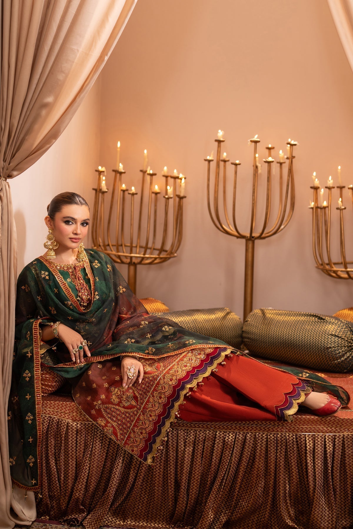 Alizeh | Jhalak Formals | AF-JHLK-02-HUSN - Ladies Clothes