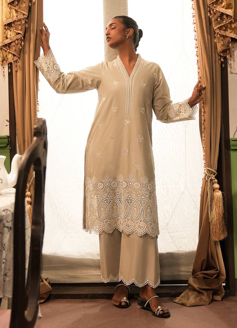 Image | Spring the Tea | ICSE-213284-12408 by Maria Faisal - Registered Vendor of : Image - type : Ladies Clothes - 100% original wedding dresses