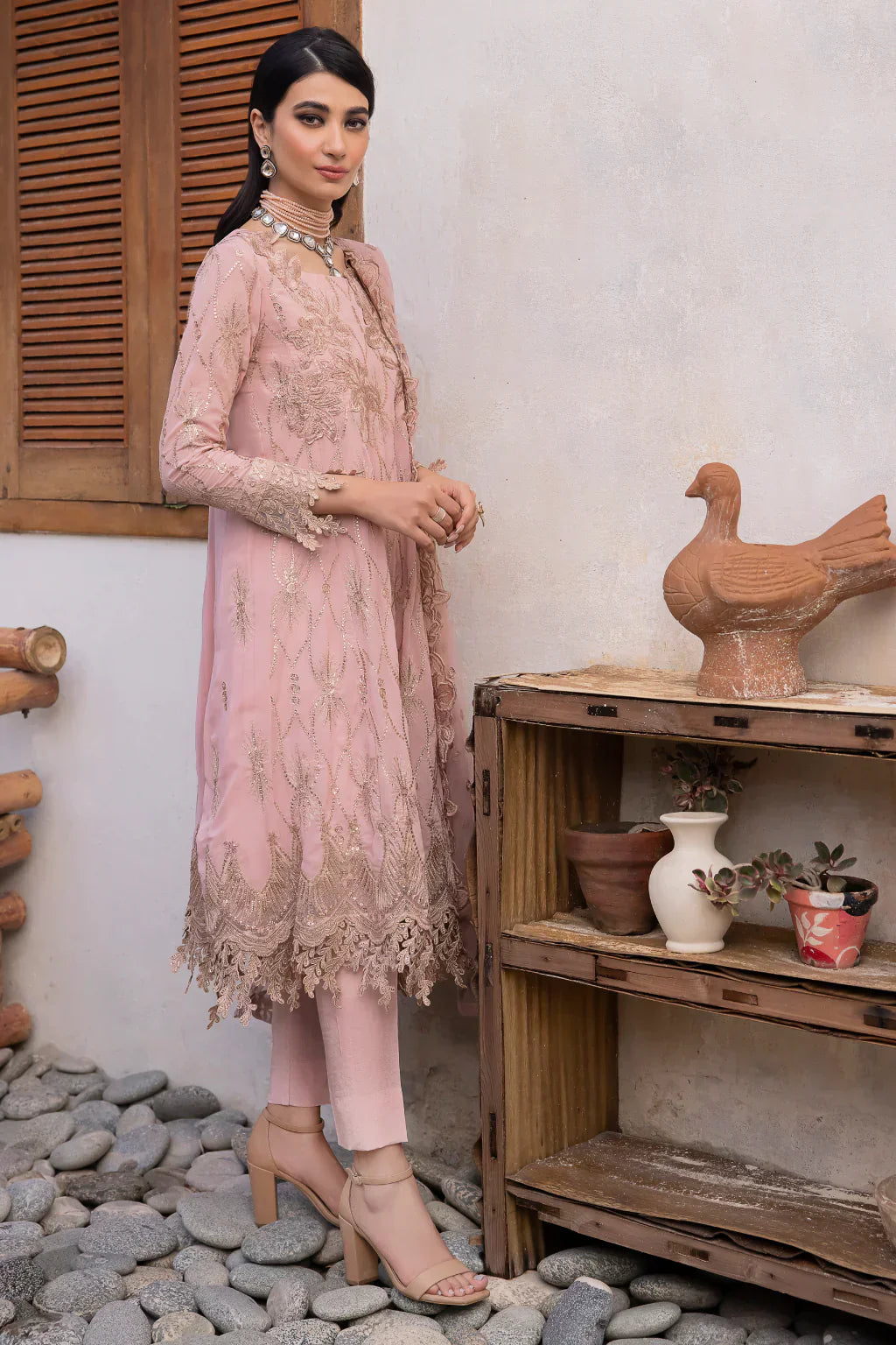 Iznik | Chinnon Chiffon | CC-22 ORIANA - Ladies Clothes - Maria Faisal