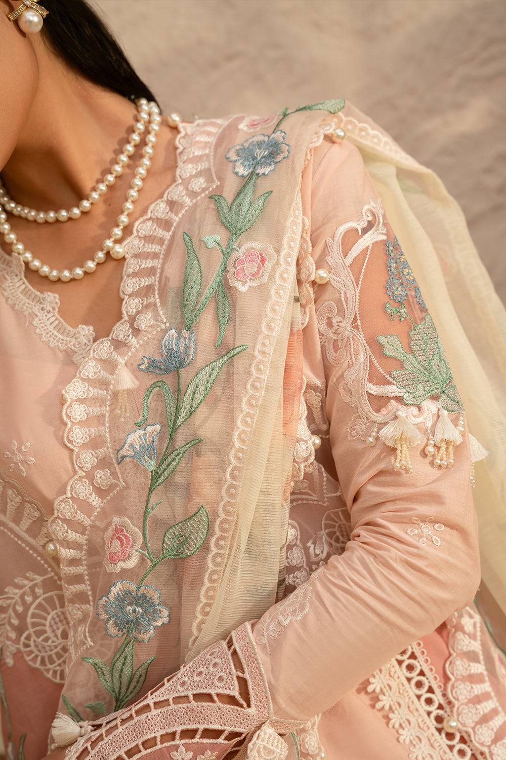 Saira Rizwan | Luxury Lawn 25 | FREYA-SRL25-09 by Maria Faisal - Registered Vendor of : Saira Rizwan - type : Ladies Clothes - 100% original wedding dresses