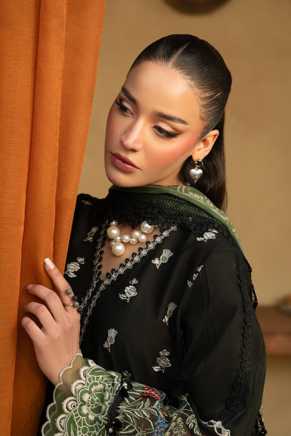 Saira Rizwan | Luxury Lawn 25 | MARY-SRL25-07 by Maria Faisal - Registered Vendor of : Saira Rizwan - type : Ladies Clothes - 100% original wedding dresses