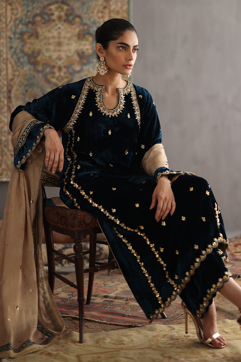 Sana Abbas | Velvet Formals | JOLINE - Ladies Clothes - Maria Faisal