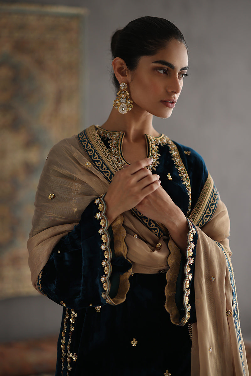 Sana Abbas | Velvet Formals | JOLINE - Ladies Clothes - Maria Faisal