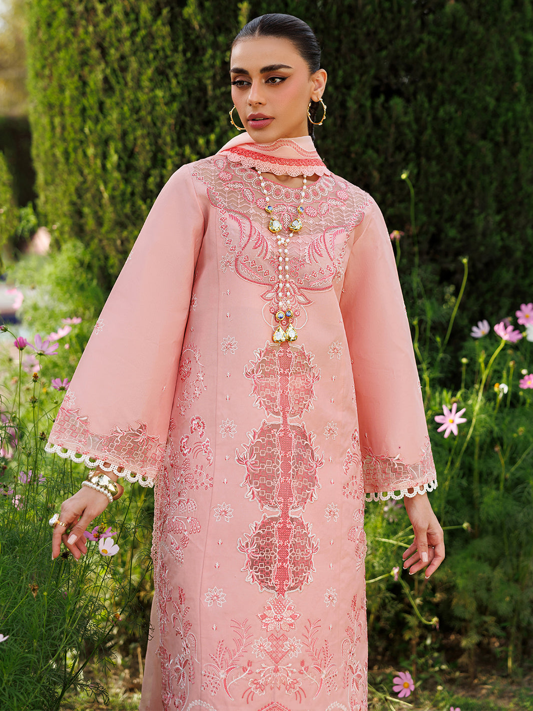 Mahnur | Morbagh Luxury Lawn 26 | M-05 - Luxury Dress - available at Maria Faisal in UK and USA.