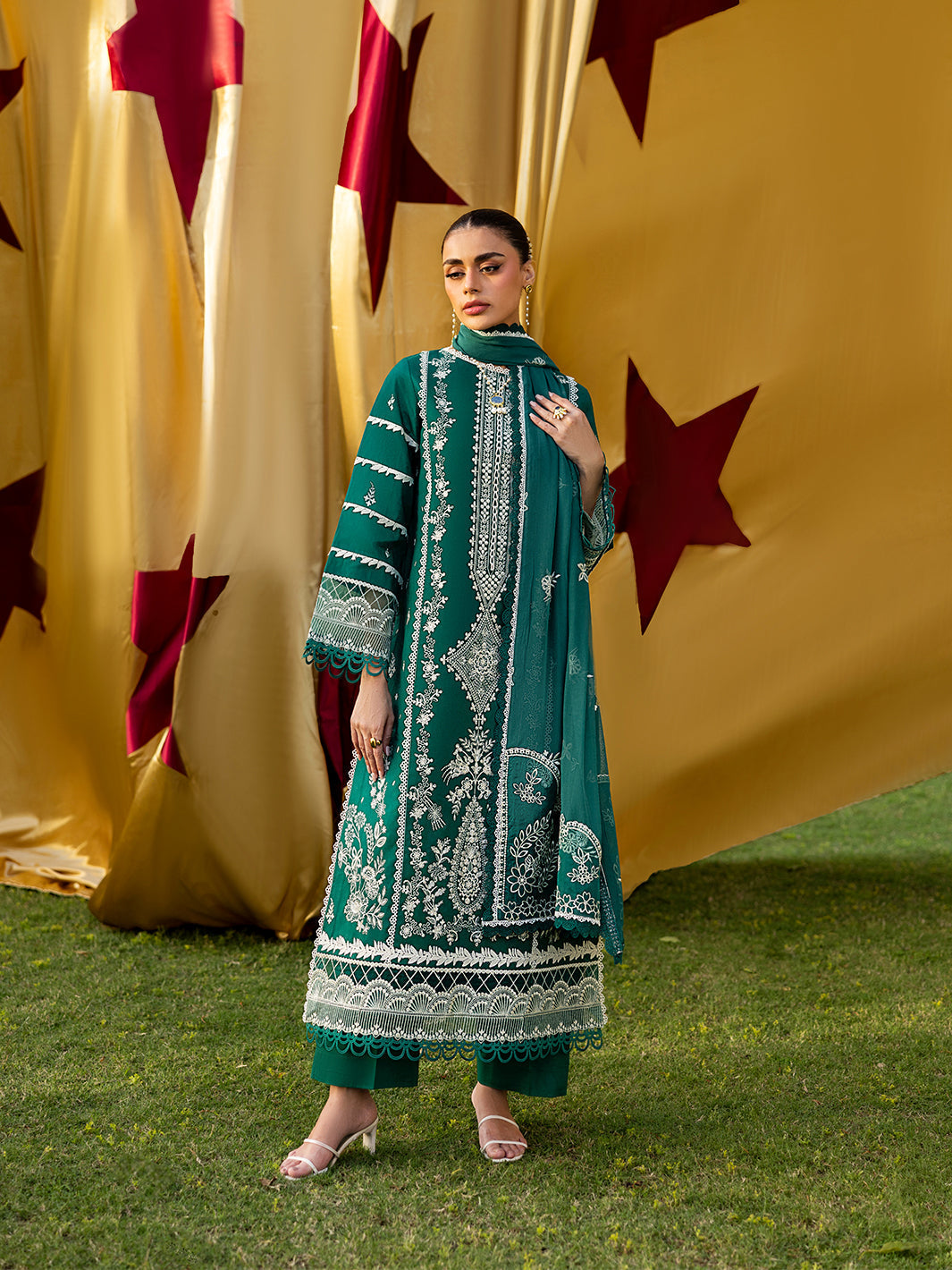Mahnur | Morbagh Luxury Lawn 26 | M-09 - Luxury Dress - available at Maria Faisal in UK and USA.