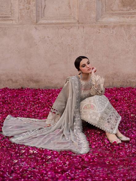 Parishay | Mastani Luxury Lawn 25 | MA - 06 by Maria Faisal - Registered Vendor of : Parishay - type : Ladies Clothes - 100% original wedding dresses