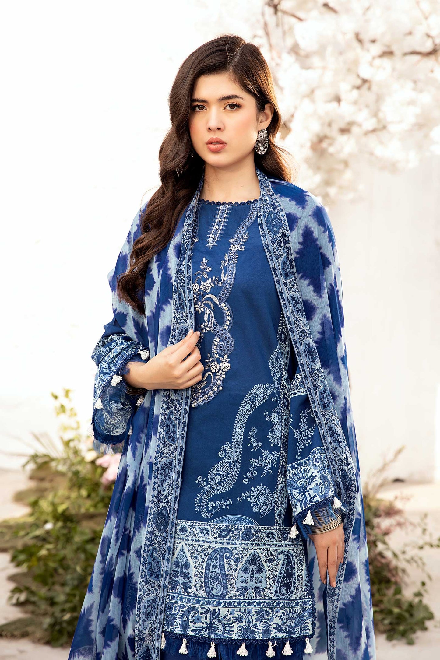 Maria B | M Basic Summer Lawn 25 | MB-CUS25-703B by Maria Faisal - Registered Vendor of : Maria B - type : Ladies Clothes - 100% original wedding dresses