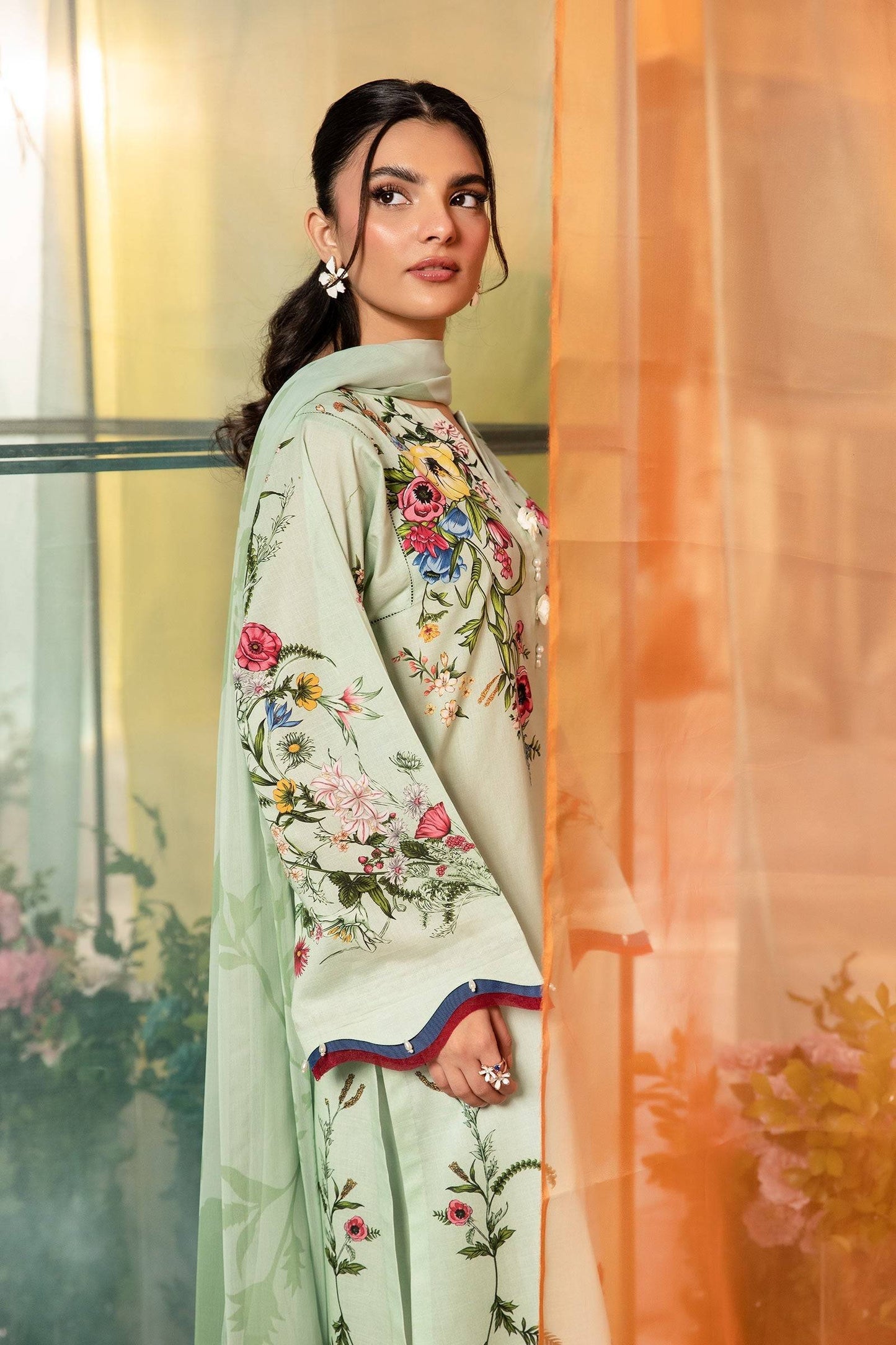 Maria B | M Basic Summer Lawn 25 | MB-CUS25-712B by Maria Faisal - Registered Vendor of : Maria B - type : Ladies Clothes - 100% original wedding dresses