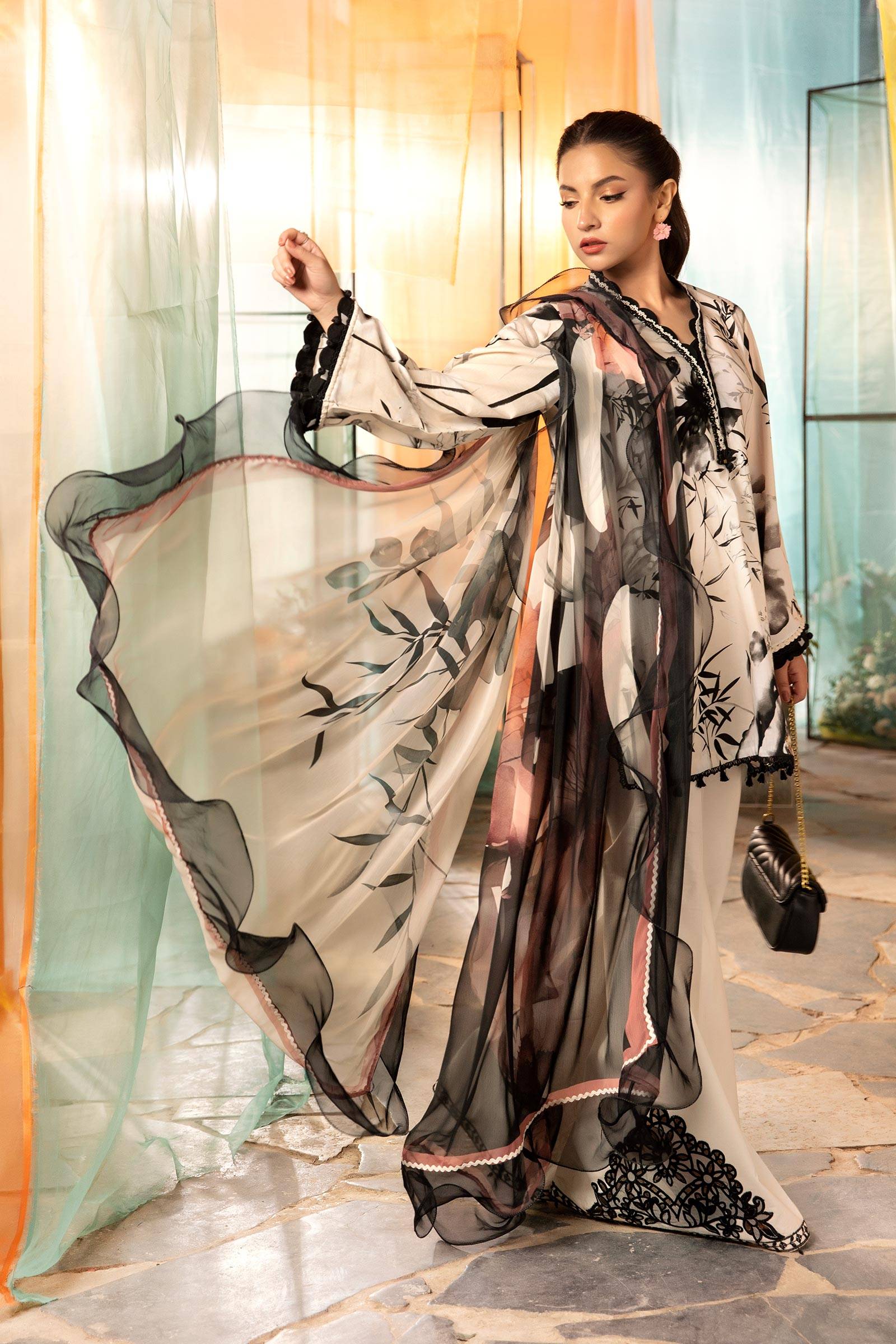 Maria B | M Basic Summer Lawn 25 | MB-CUS25-713B by Maria Faisal - Registered Vendor of : Maria B - type : Ladies Clothes - 100% original wedding dresses